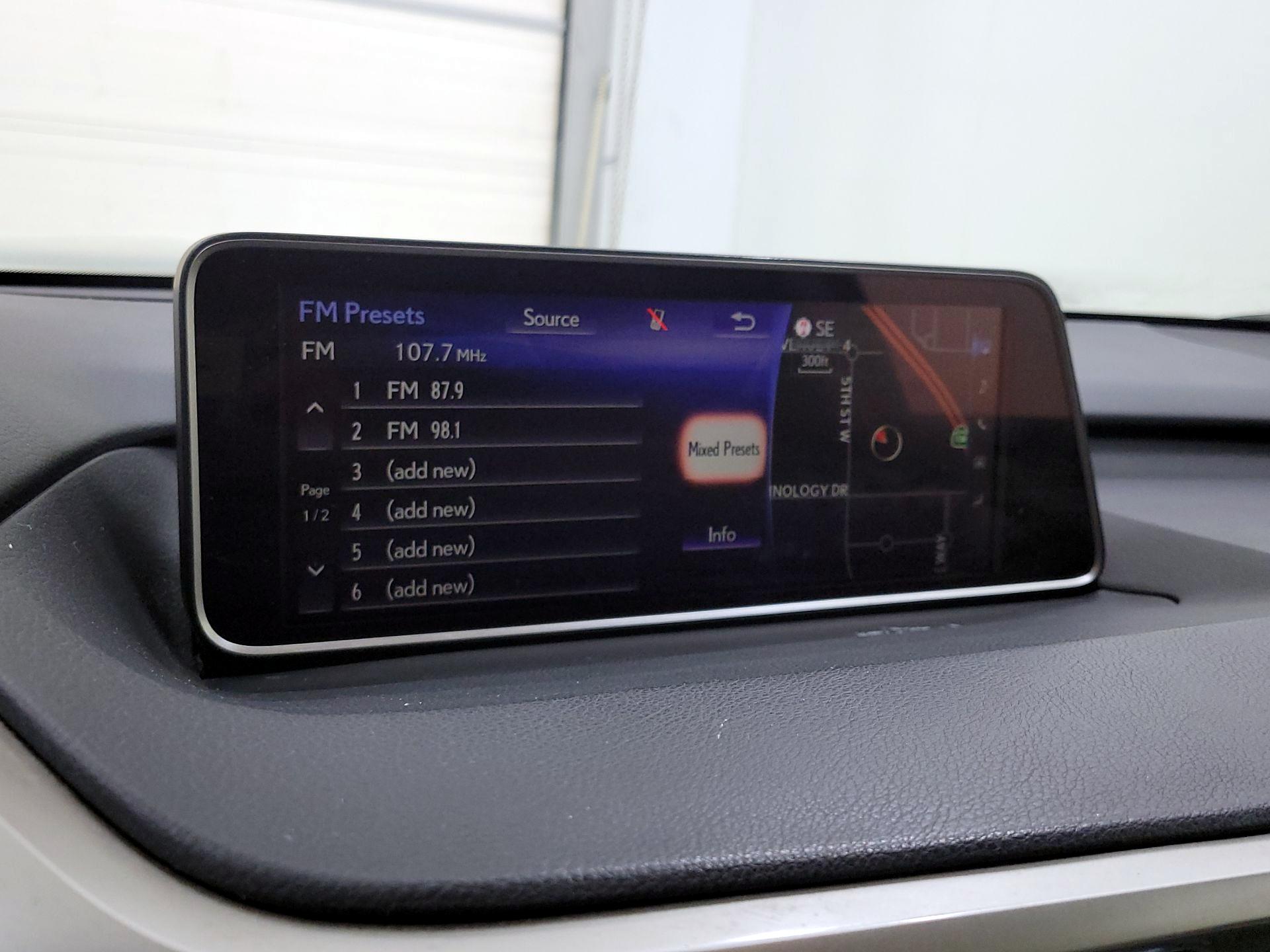 Thumbnail: 2018 Lexus RX - 16