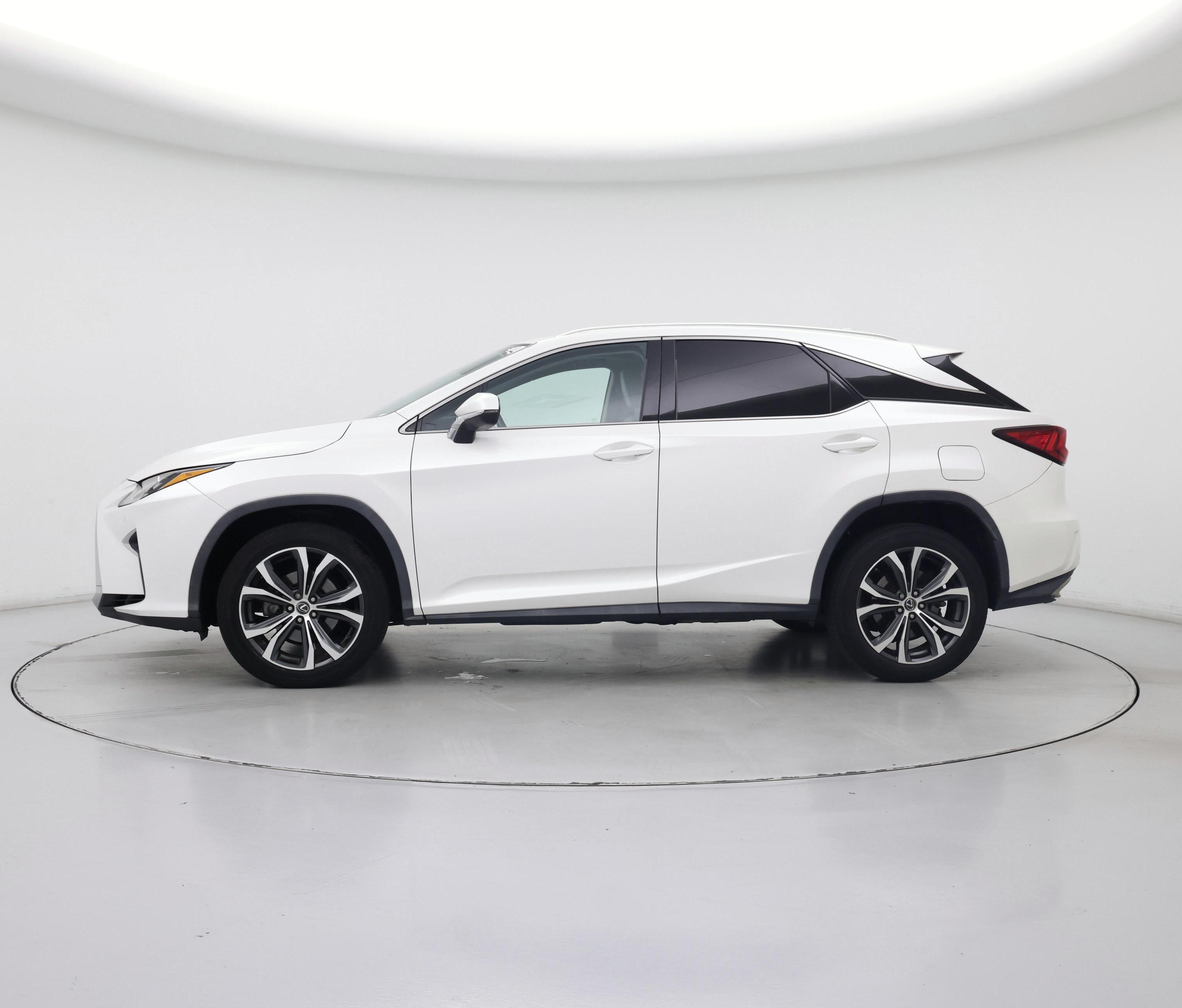 Thumbnail: 2018 Lexus RX - 3