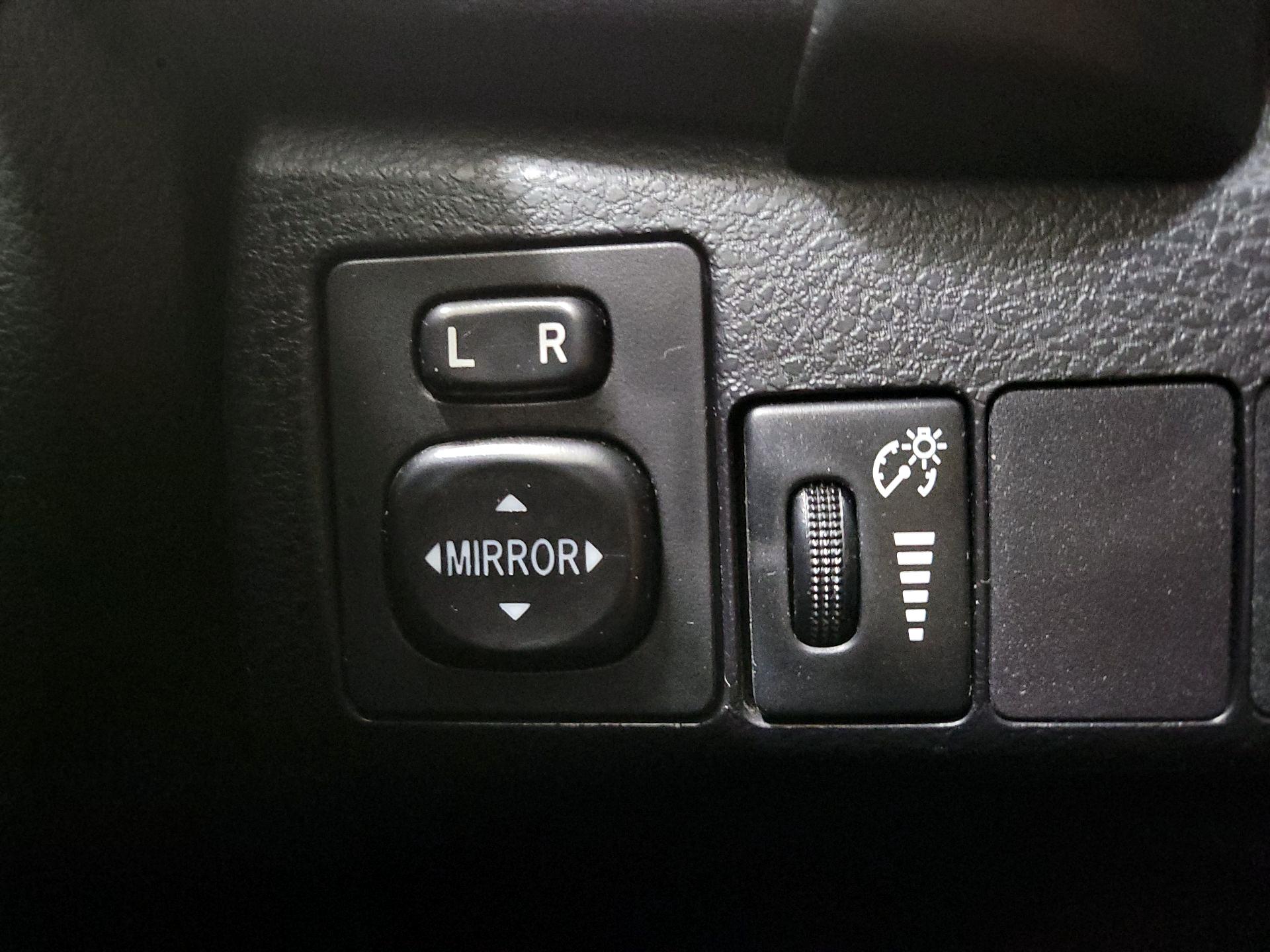 Thumbnail: 2018 Toyota Corolla - 13