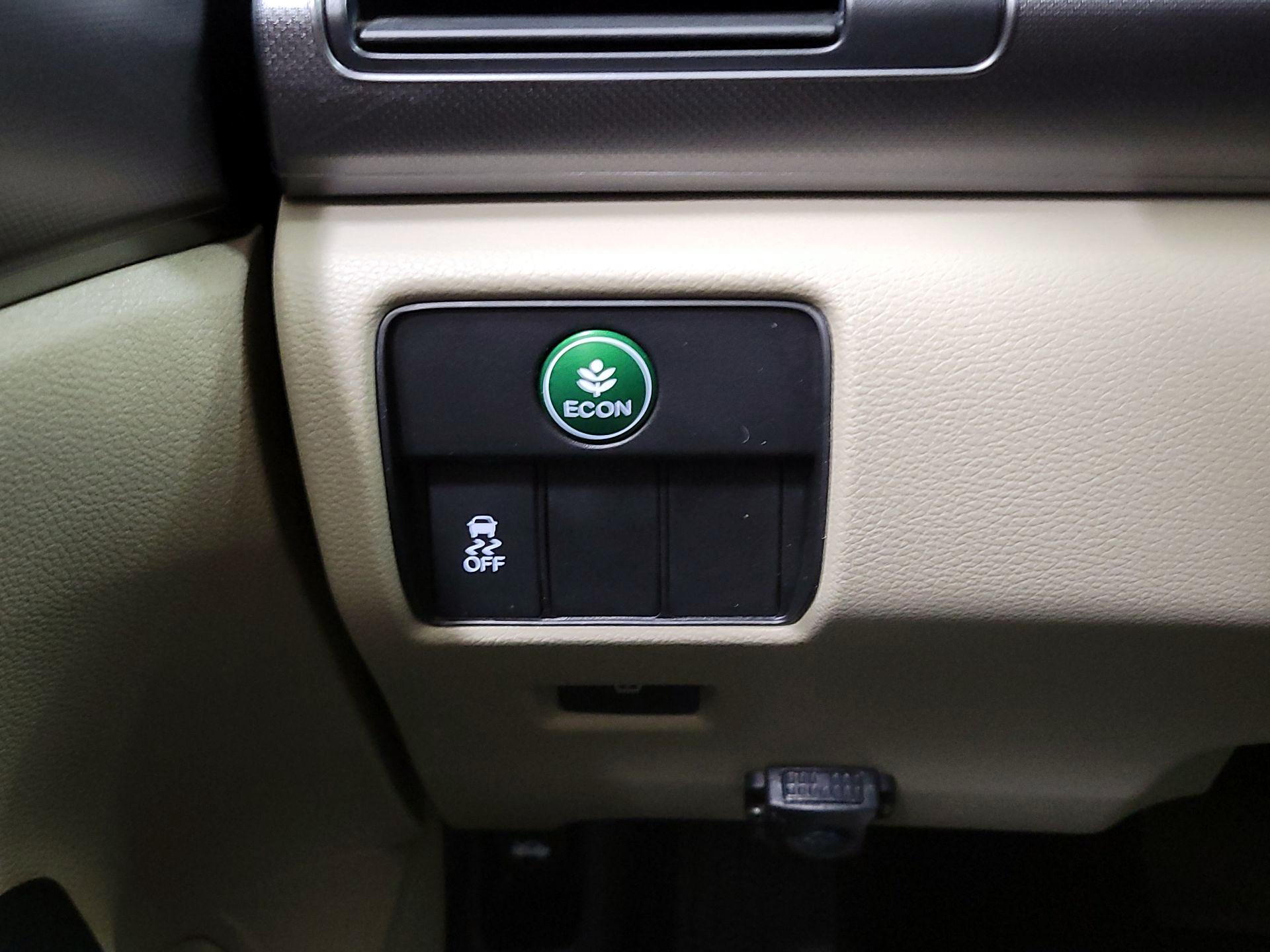 Thumbnail: 2014 Honda Accord - 13