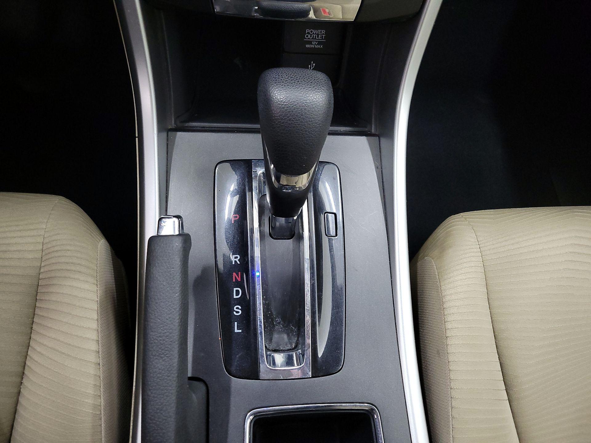 Thumbnail: 2014 Honda Accord - 17