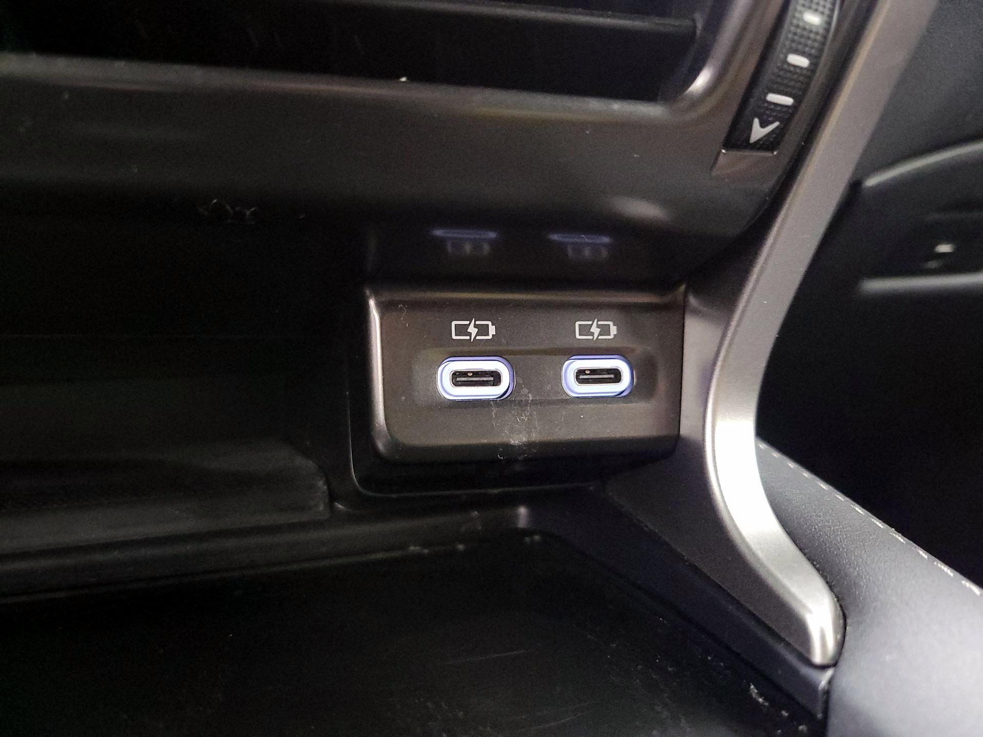 Thumbnail: 2023 Lexus RX - 18