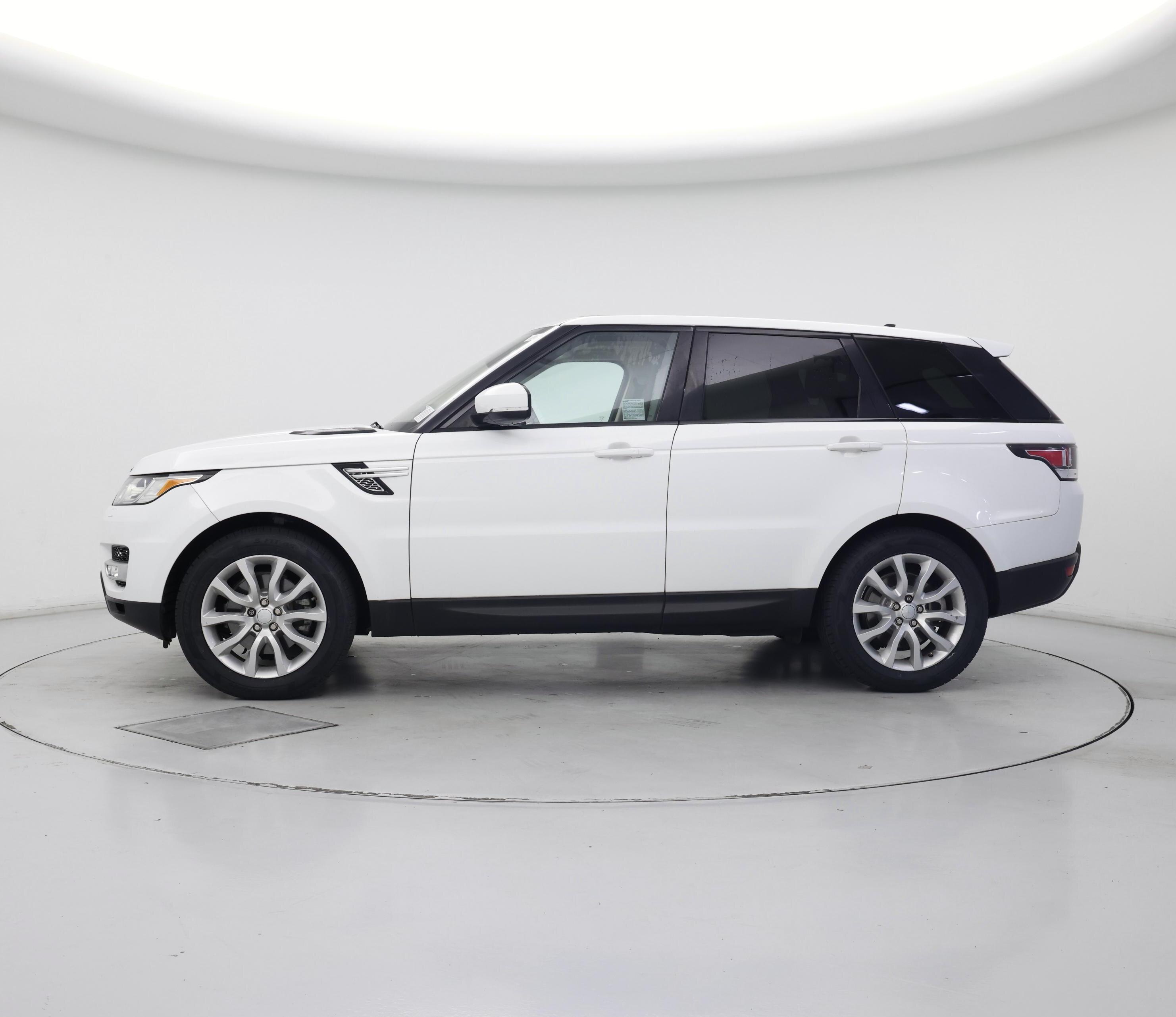 Thumbnail: 2016 Land Rover Range Rover Sport - 3