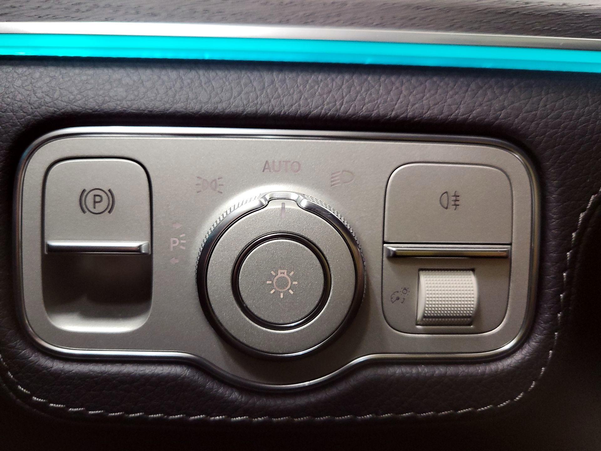 Thumbnail: 2020 Mercedes-Benz GLE - 13