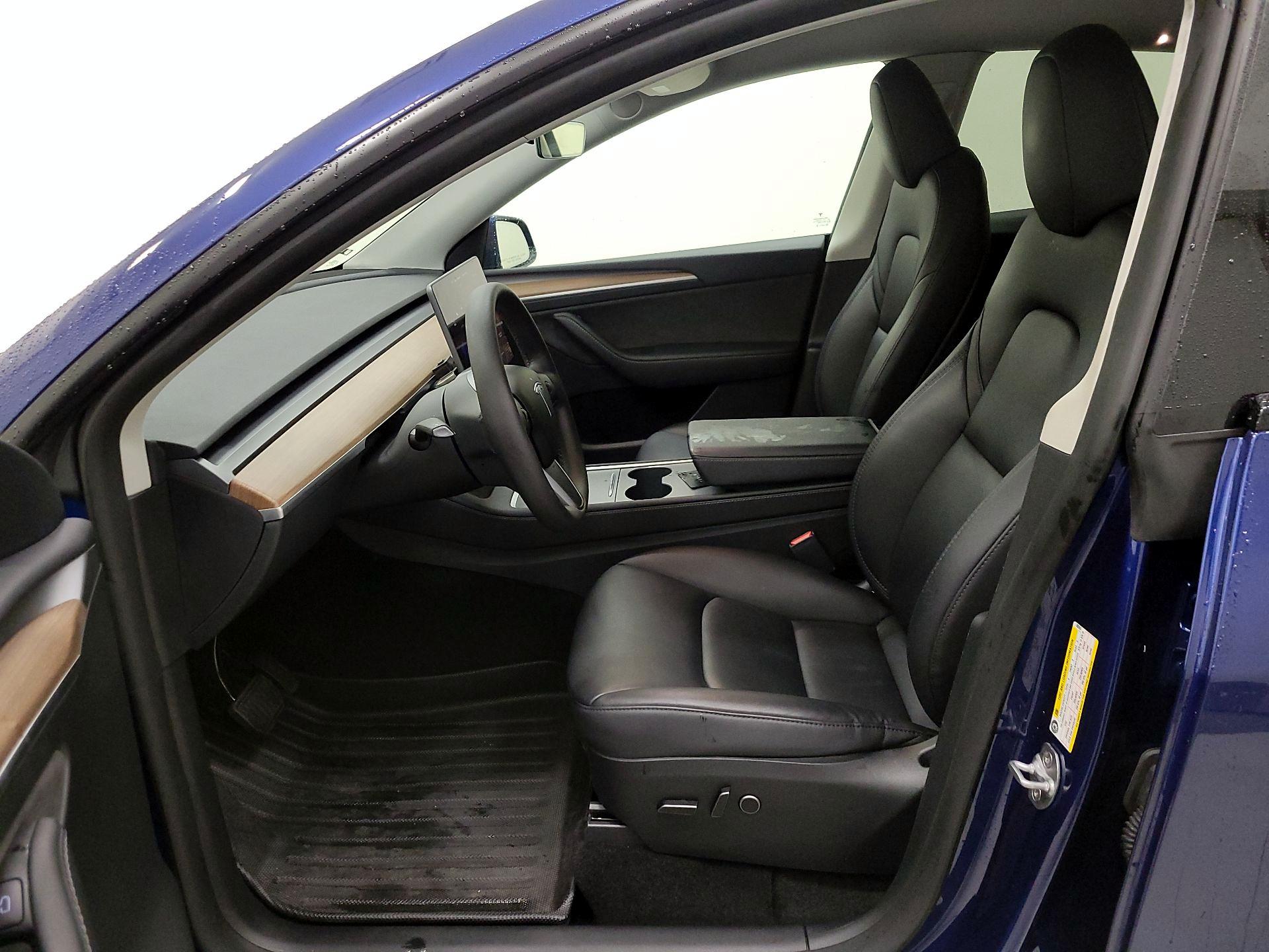 Thumbnail: 2023 Tesla Model Y - 11