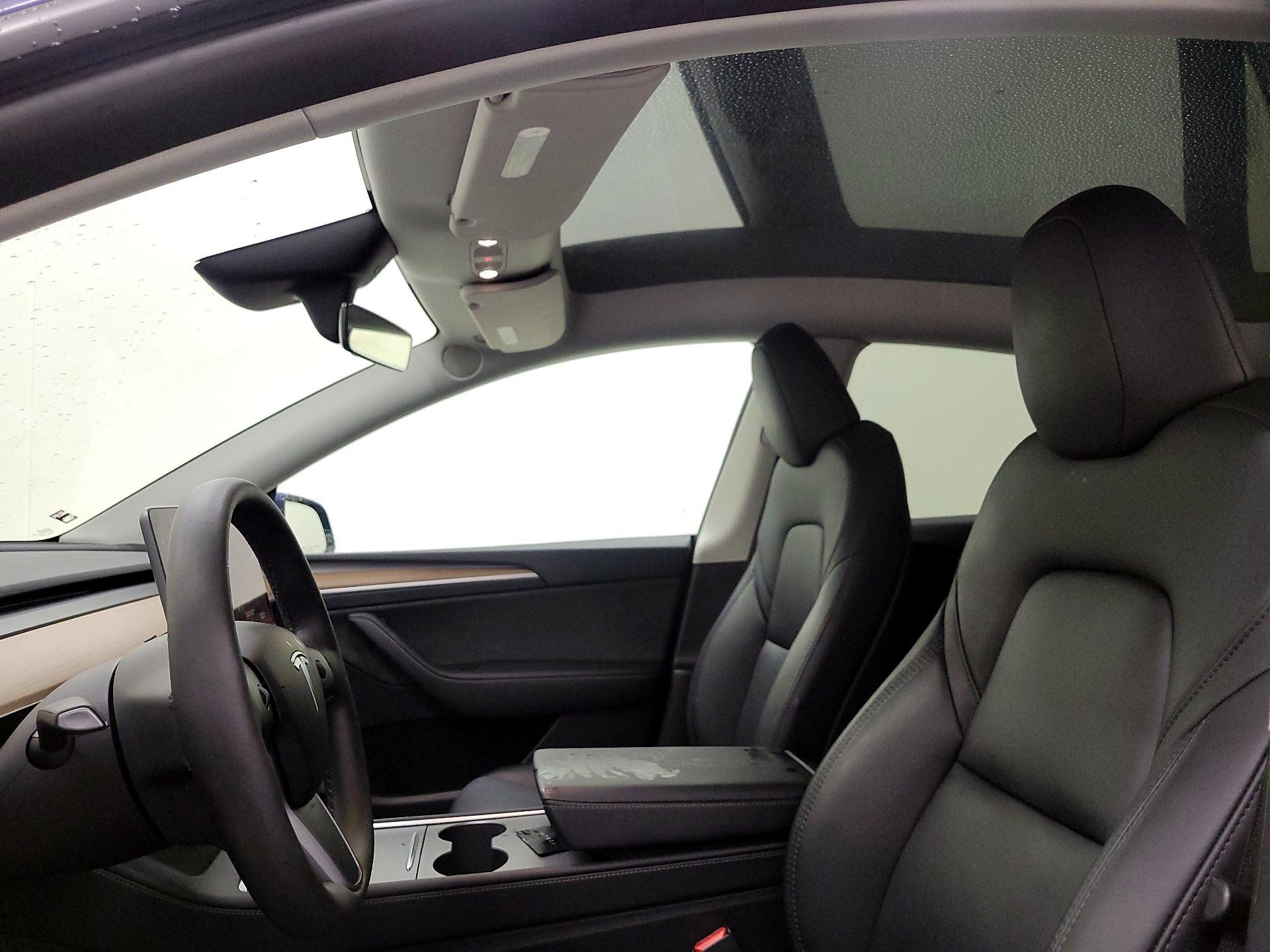 Thumbnail: 2023 Tesla Model Y - 18