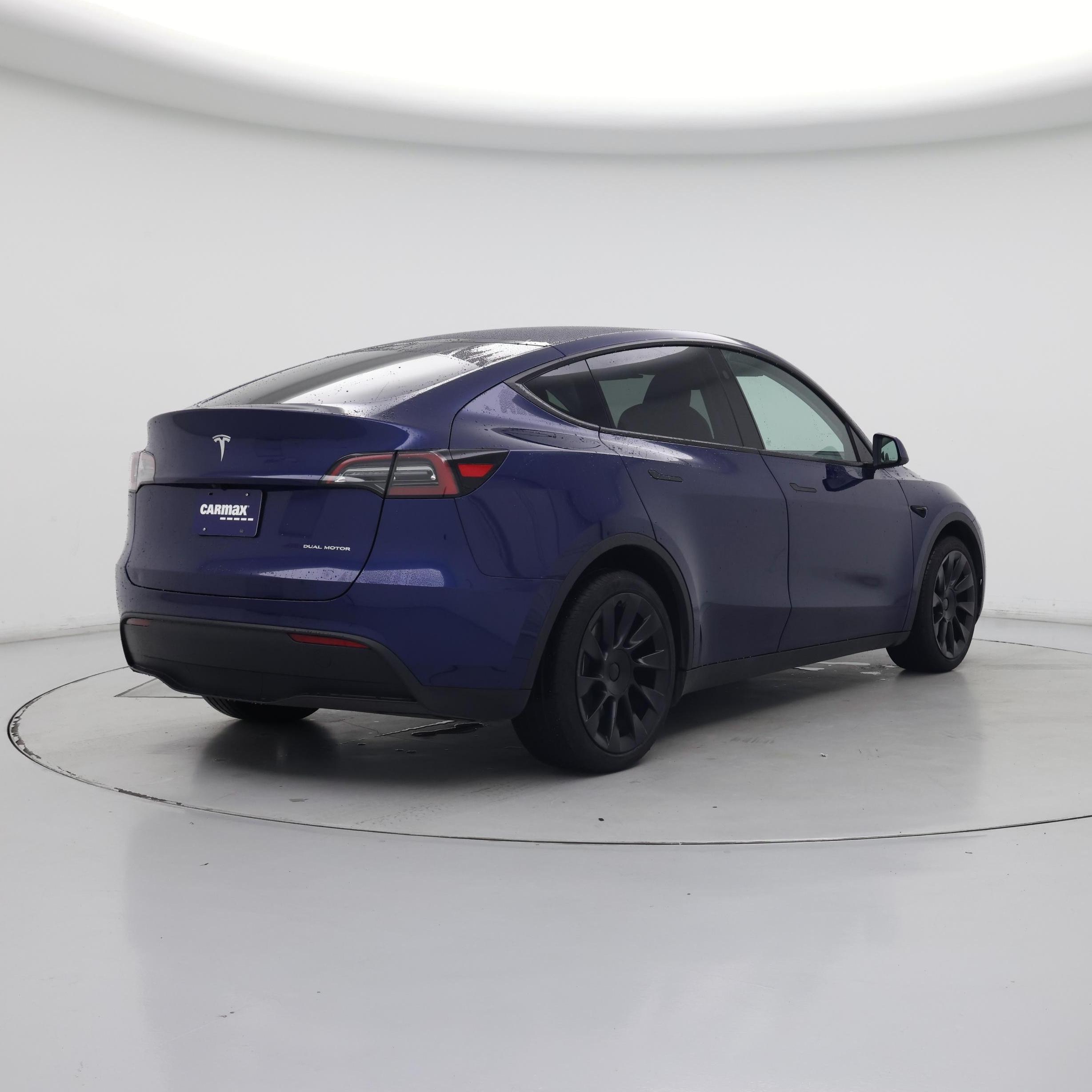 Thumbnail: 2023 Tesla Model Y - 8