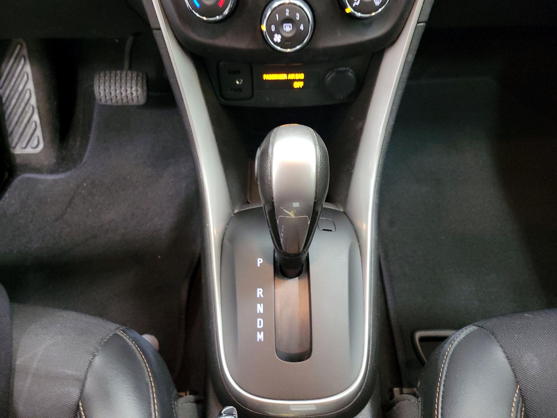 Thumbnail: 2020 Chevrolet Trax - 17