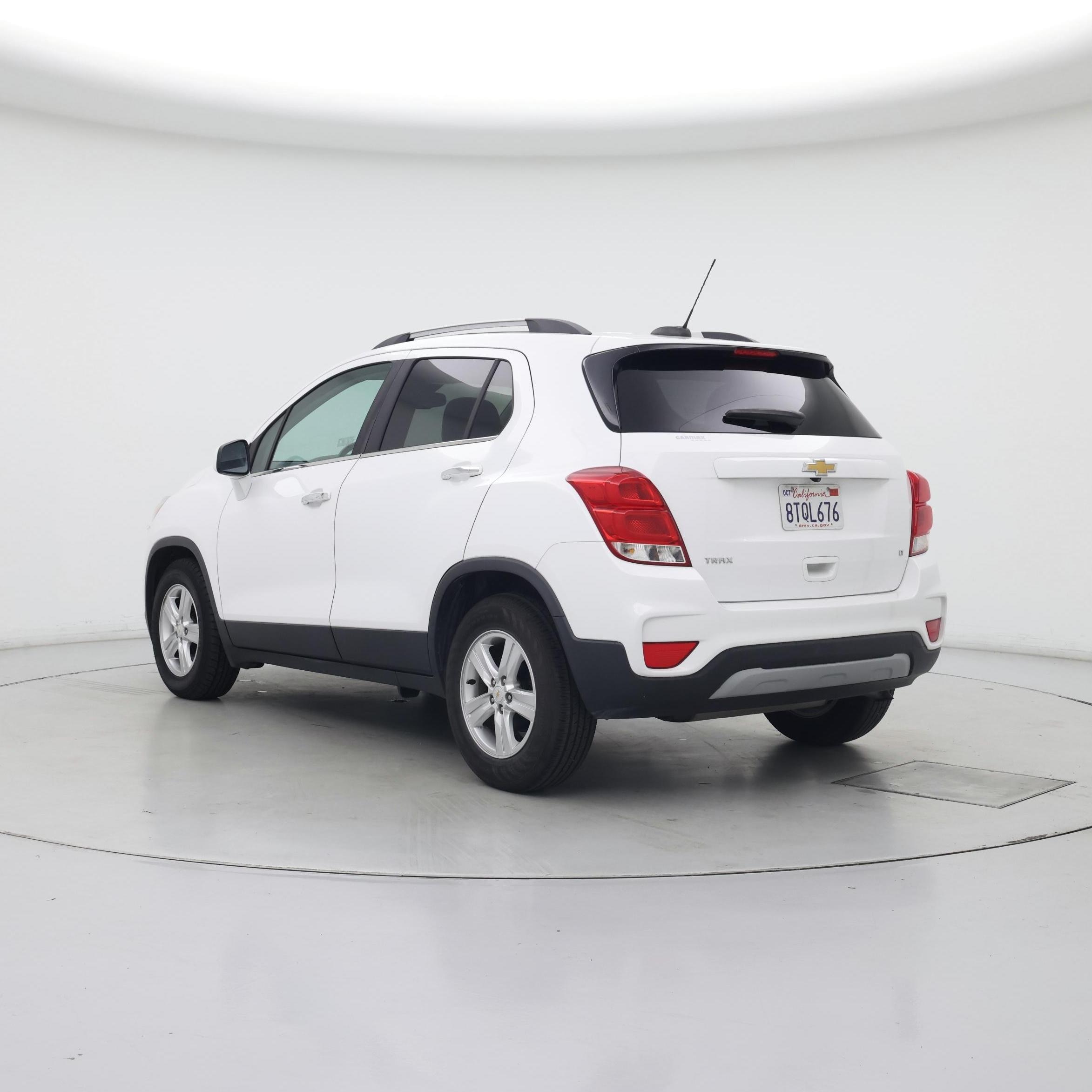 Thumbnail: 2020 Chevrolet Trax - 2