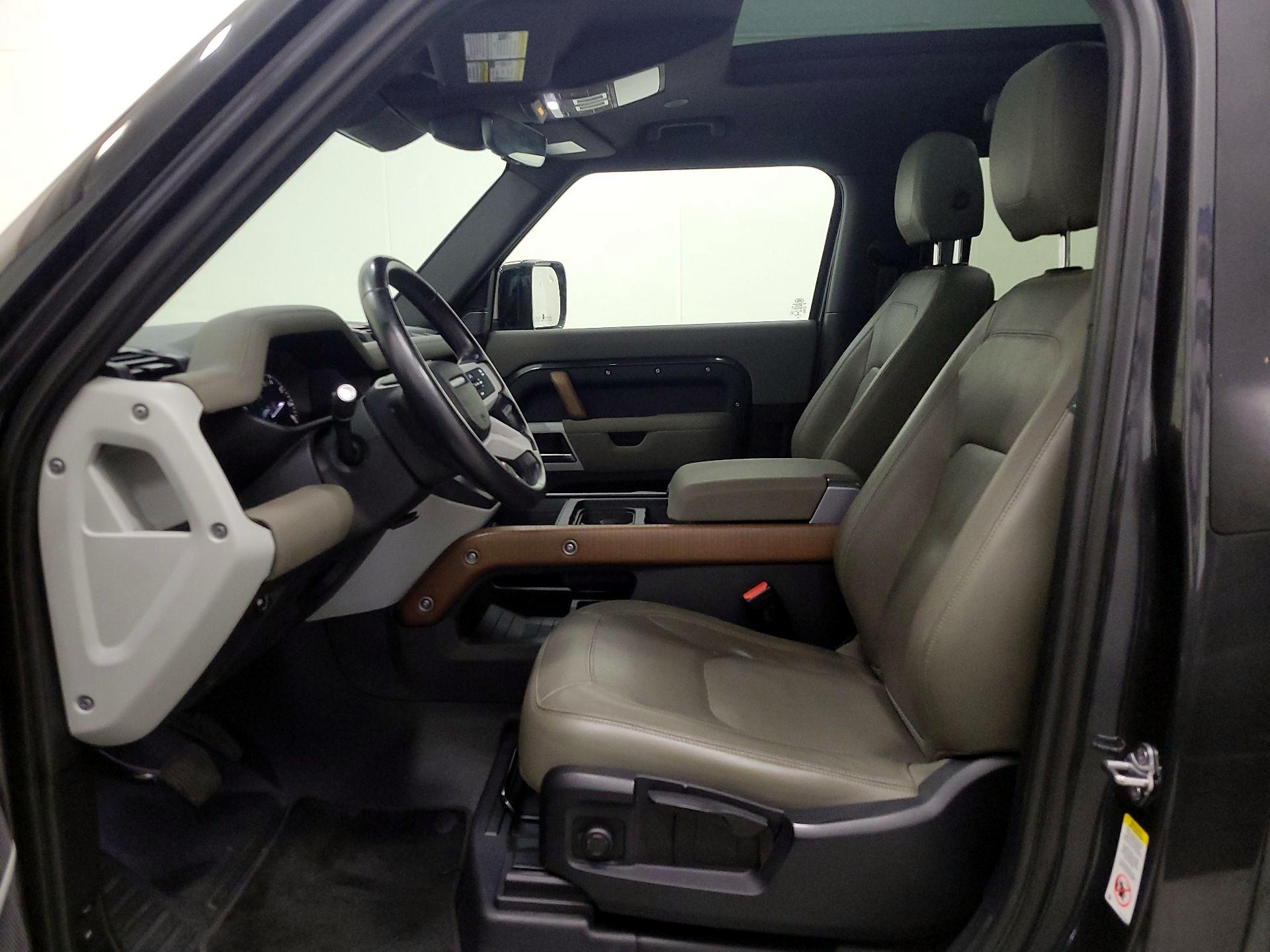 Thumbnail: 2023 Land Rover Defender - 11