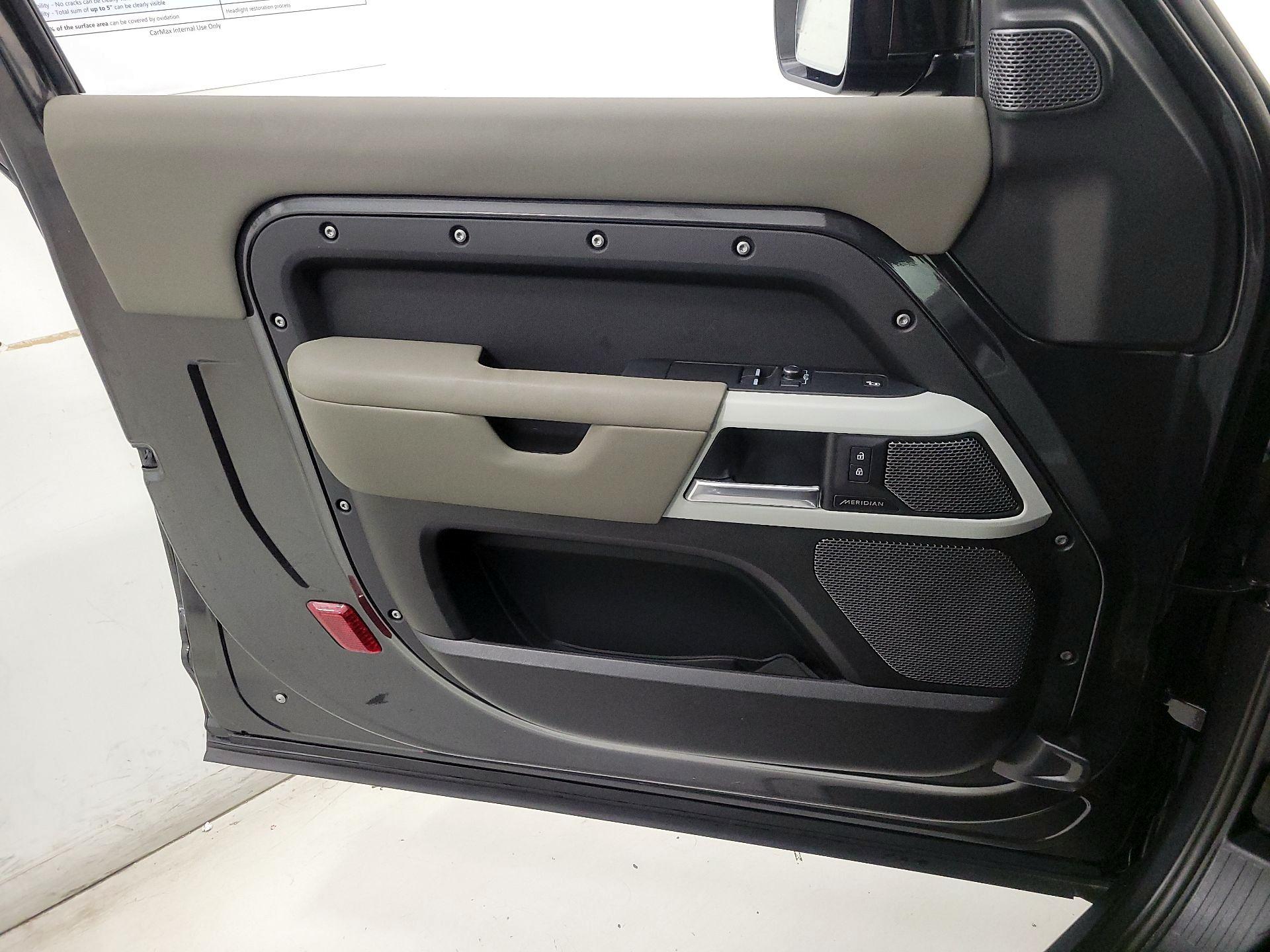 Thumbnail: 2023 Land Rover Defender - 12