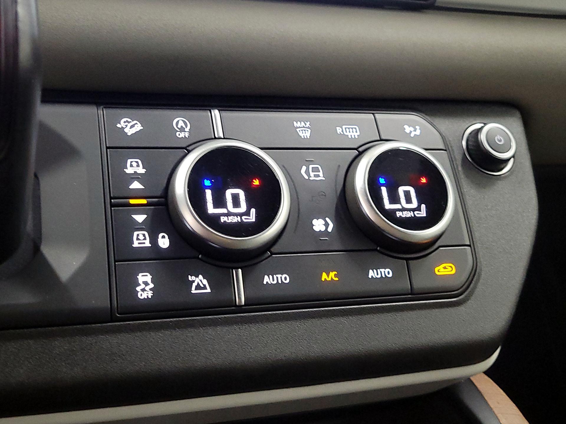 Thumbnail: 2023 Land Rover Defender - 17