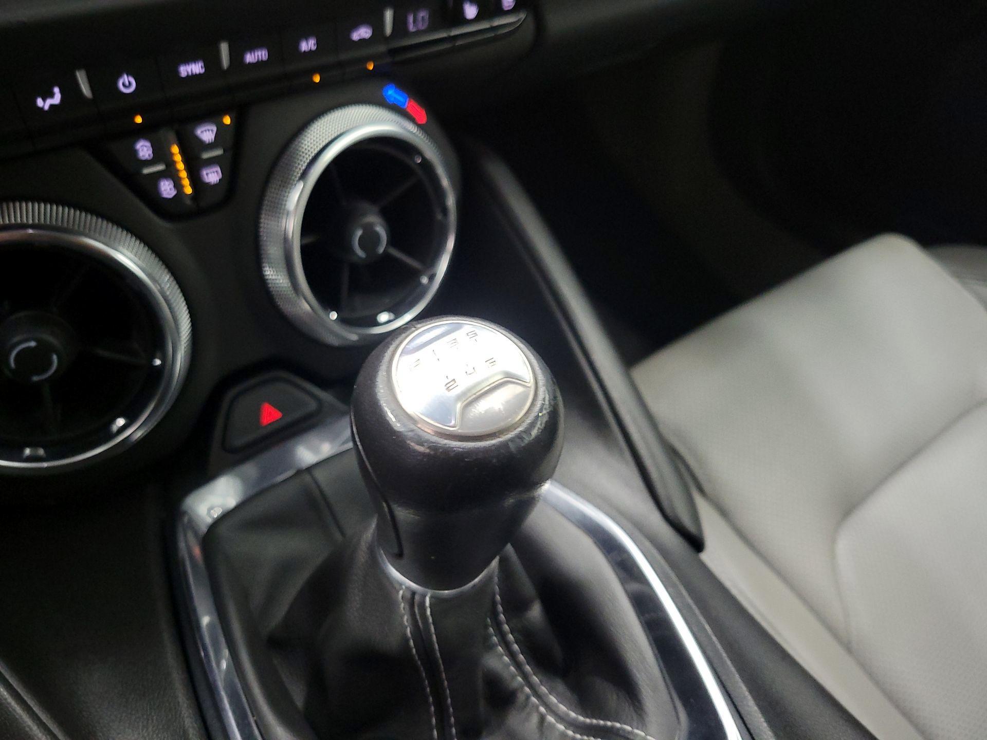 Thumbnail: 2022 Chevrolet Camaro - 17