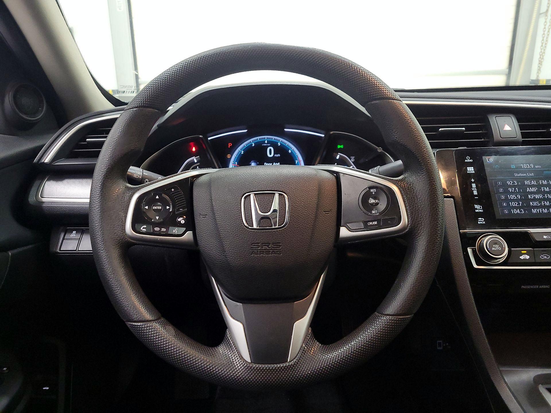 Thumbnail: 2017 Honda Civic - 10