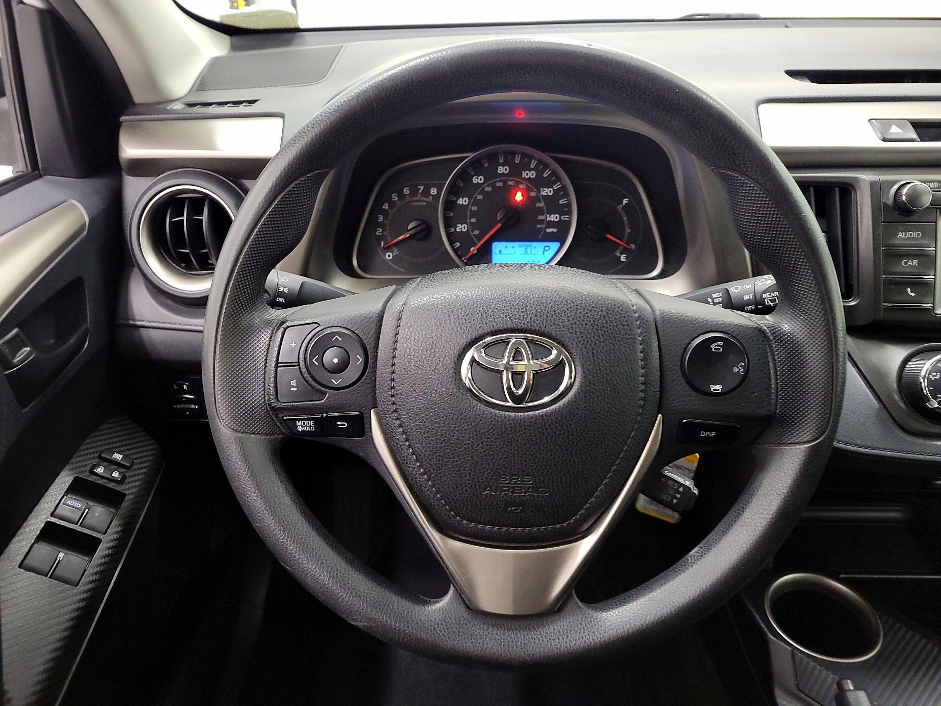 Thumbnail: 2014 Toyota RAV4 - 10
