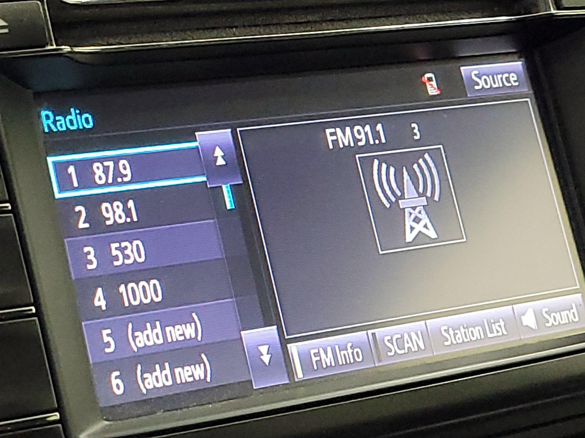 Thumbnail: 2014 Toyota RAV4 - 15