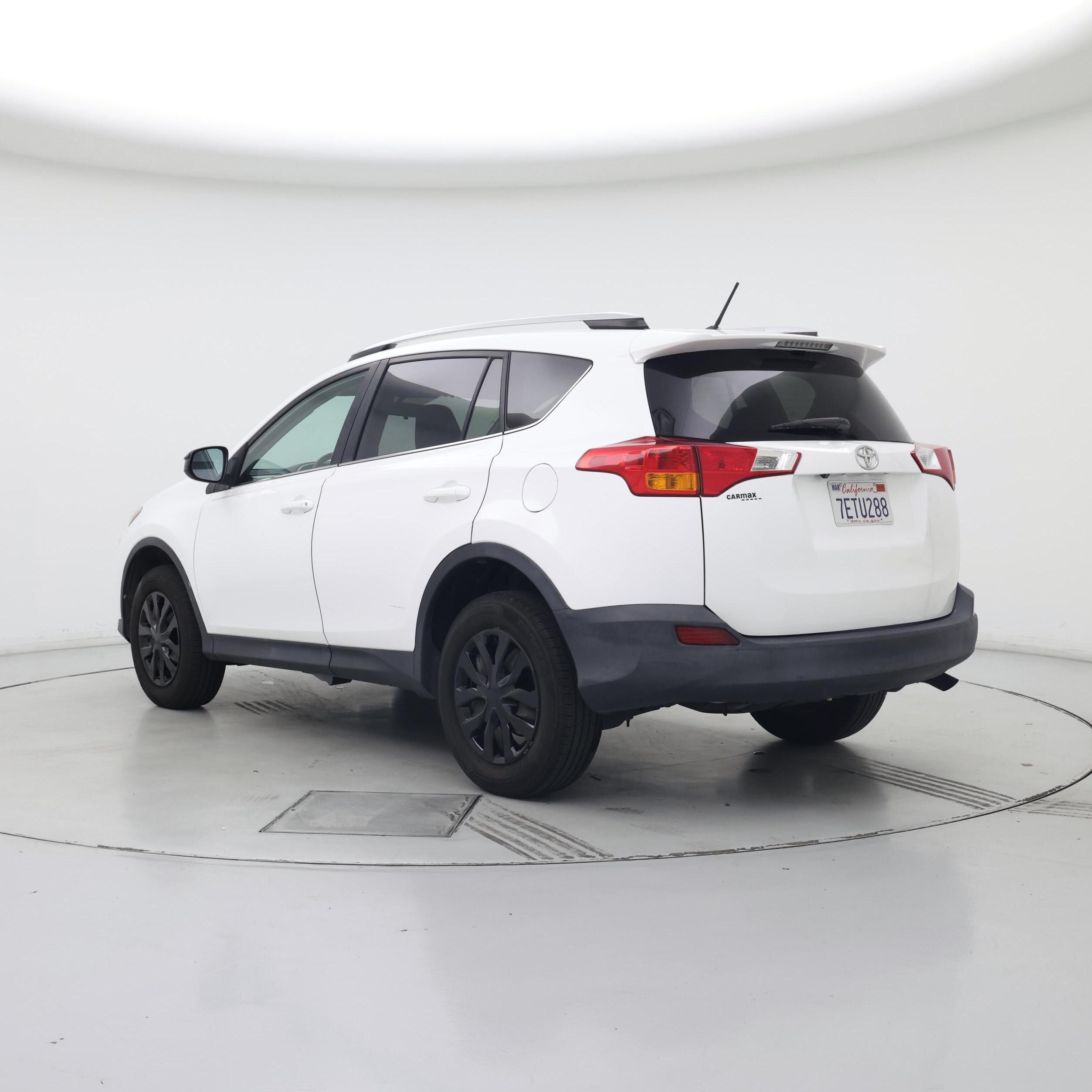 Thumbnail: 2014 Toyota RAV4 - 2