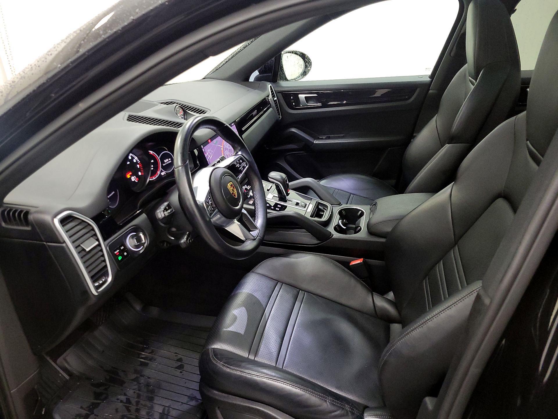 Thumbnail: 2020 Porsche Cayenne - 11