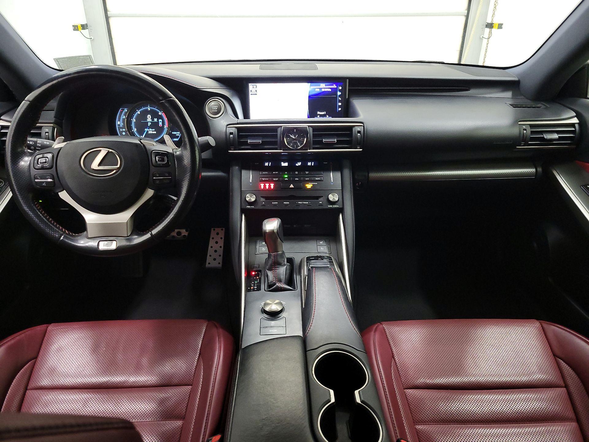 Thumbnail: 2018 Lexus IS - 9