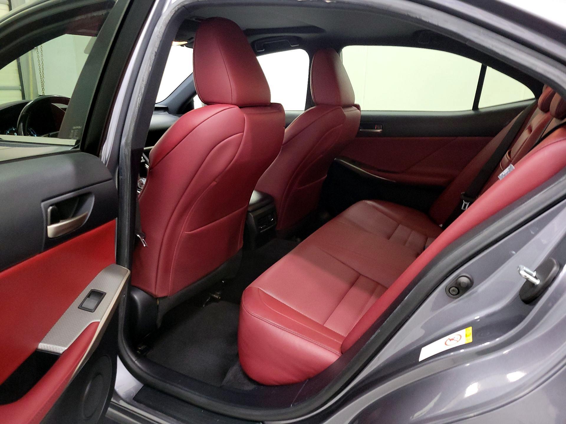 Thumbnail: 2018 Lexus IS - 20