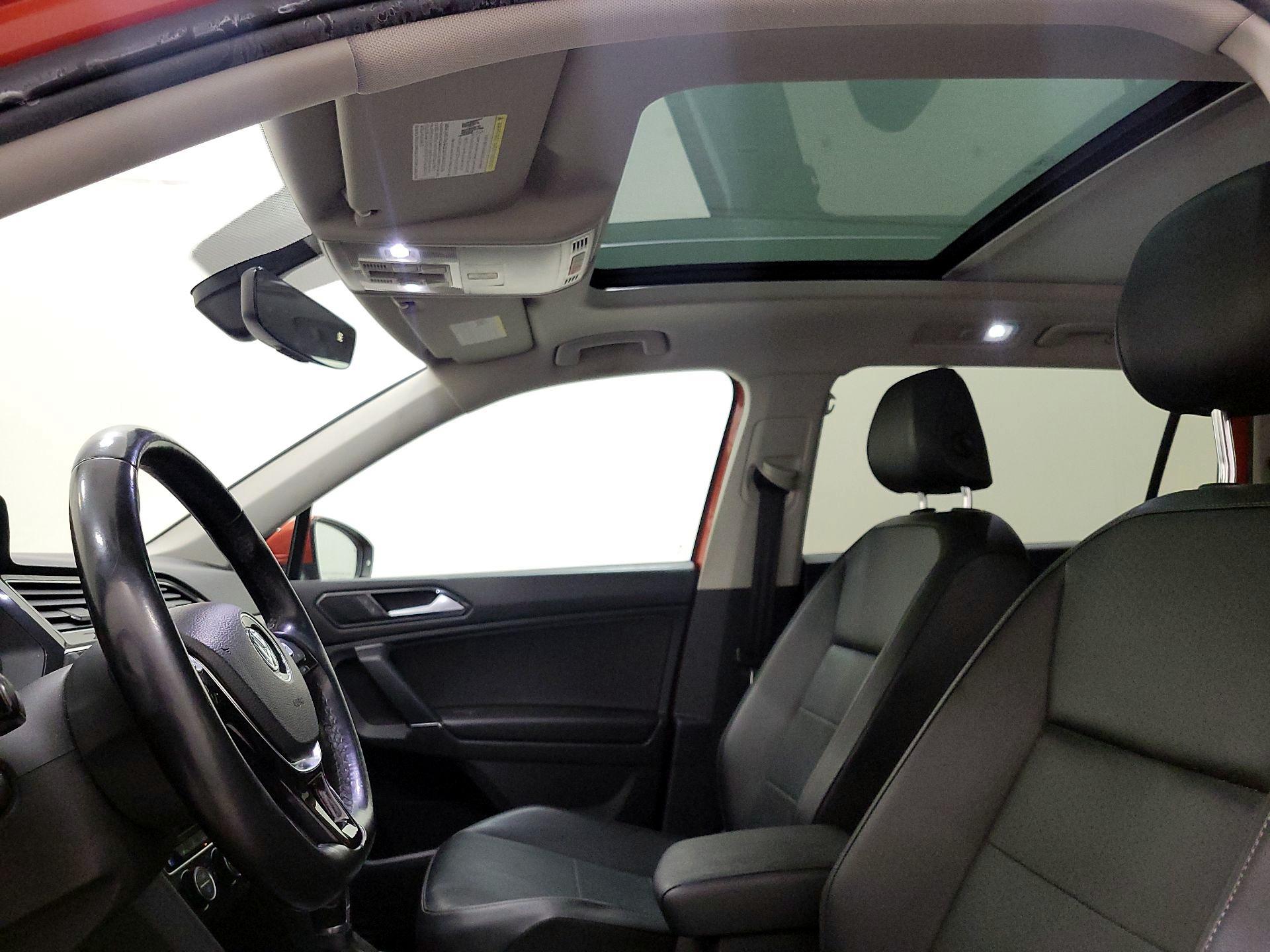 Thumbnail: 2018 Volkswagen Tiguan - 19