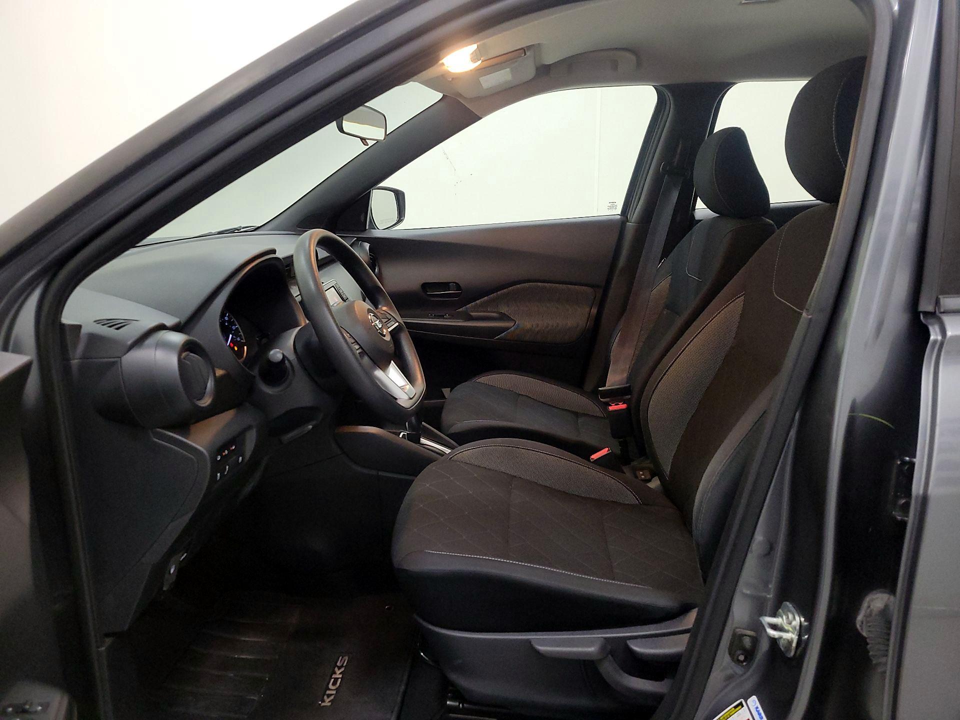 Thumbnail: 2020 Nissan Kicks - 11