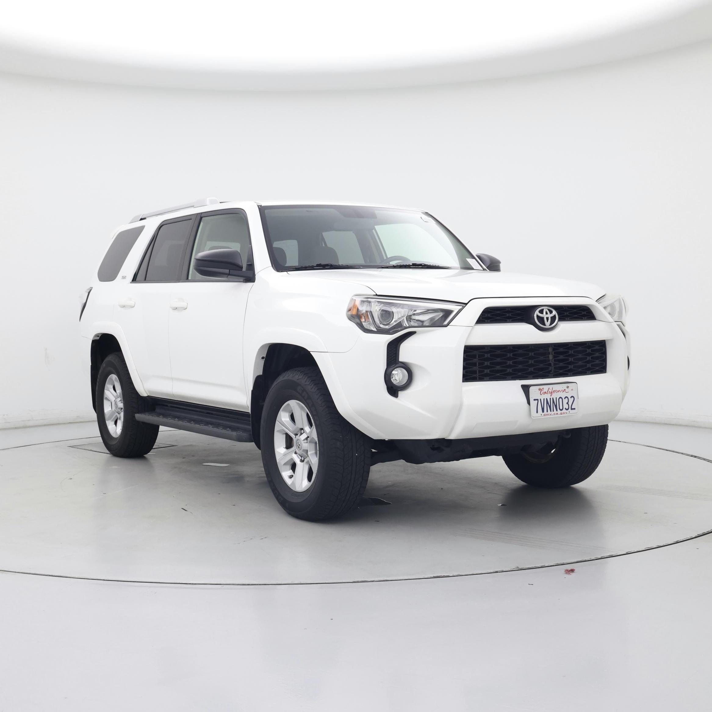 White 2016 Toyota 4Runner SR5 SUV / Crossover 4X2 Automatic
