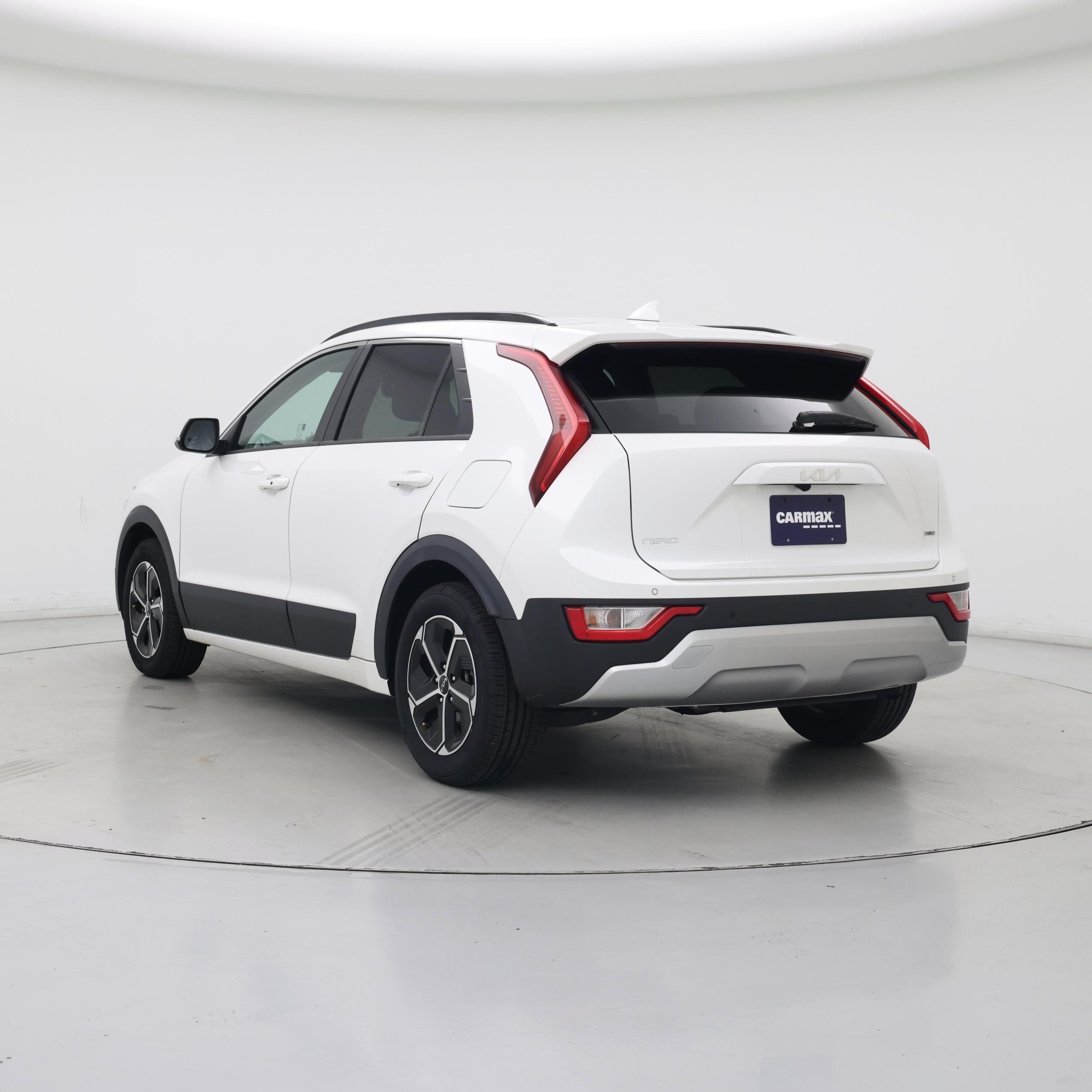 Thumbnail: 2023 Kia Niro - 2