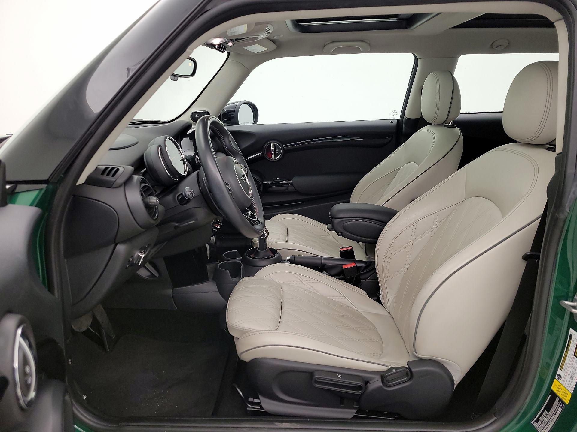 Thumbnail: 2020 MINI Cooper Hardtop - 9