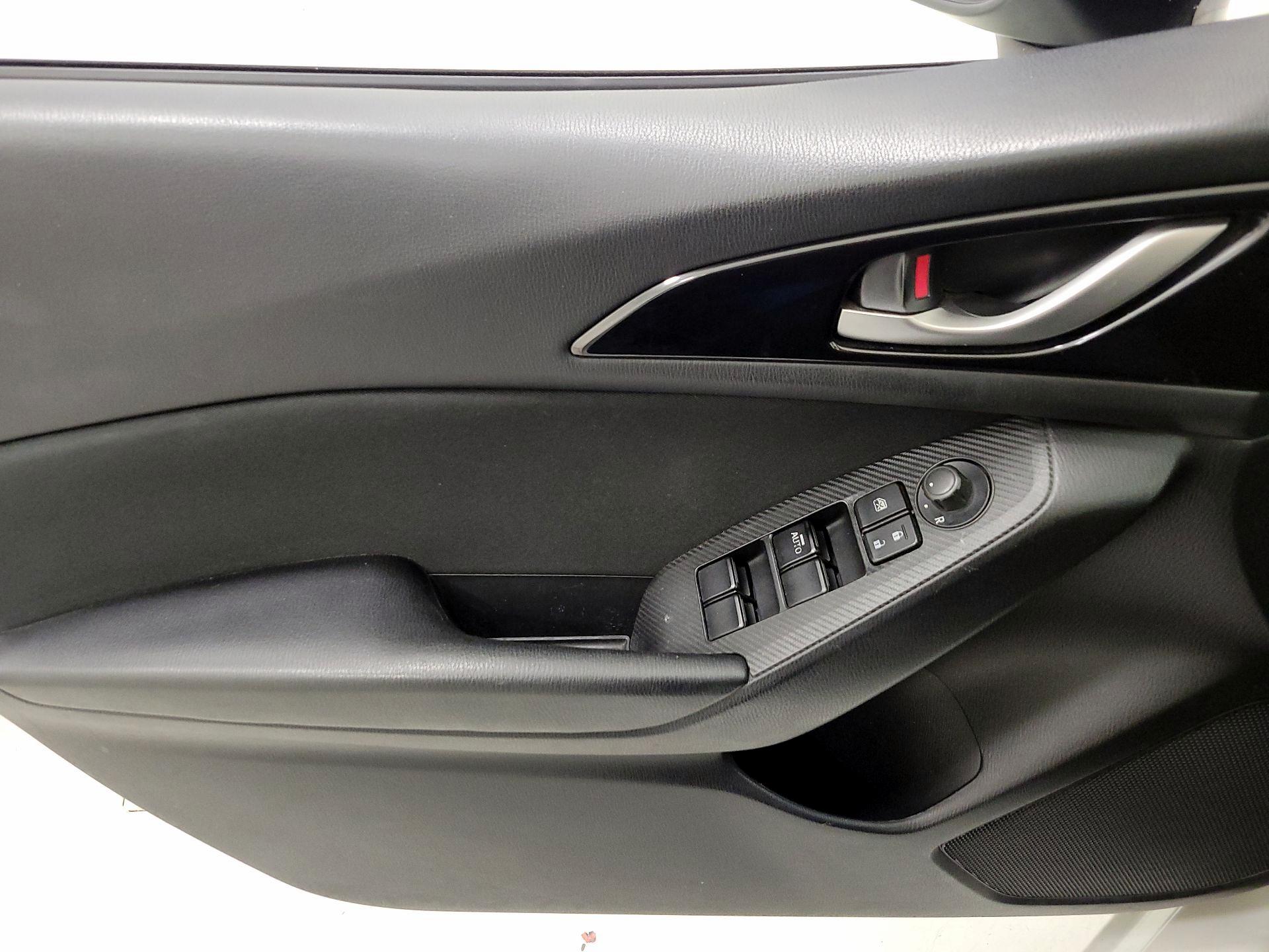 Thumbnail: 2014 Mazda Mazda3 - 12