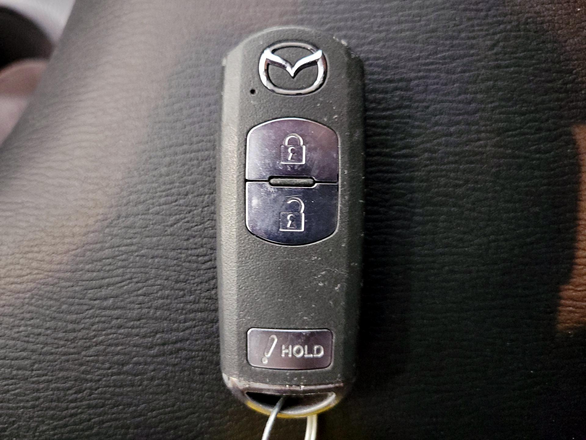 Thumbnail: 2014 Mazda Mazda3 - 20