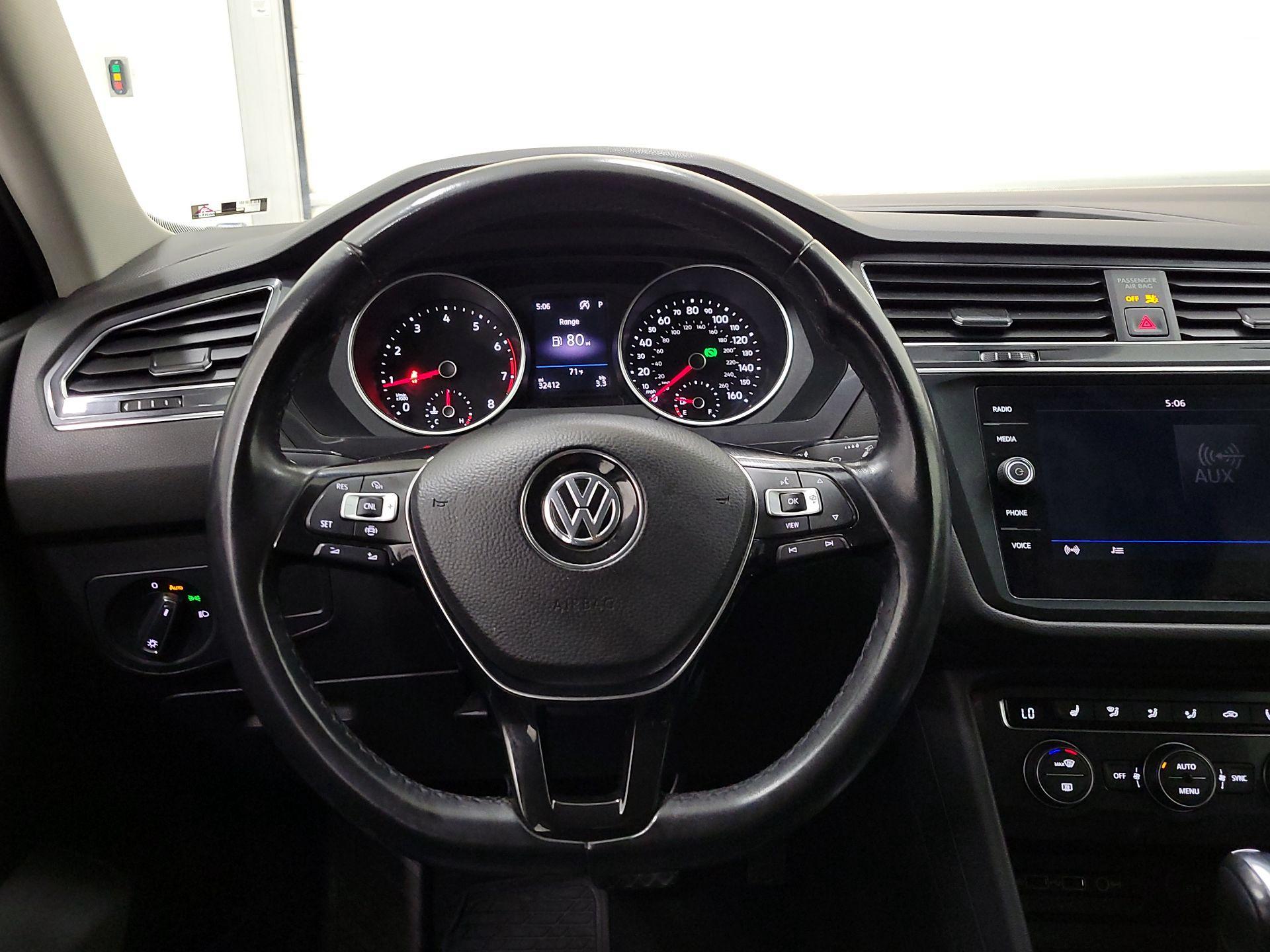 Thumbnail: 2019 Volkswagen Tiguan - 10