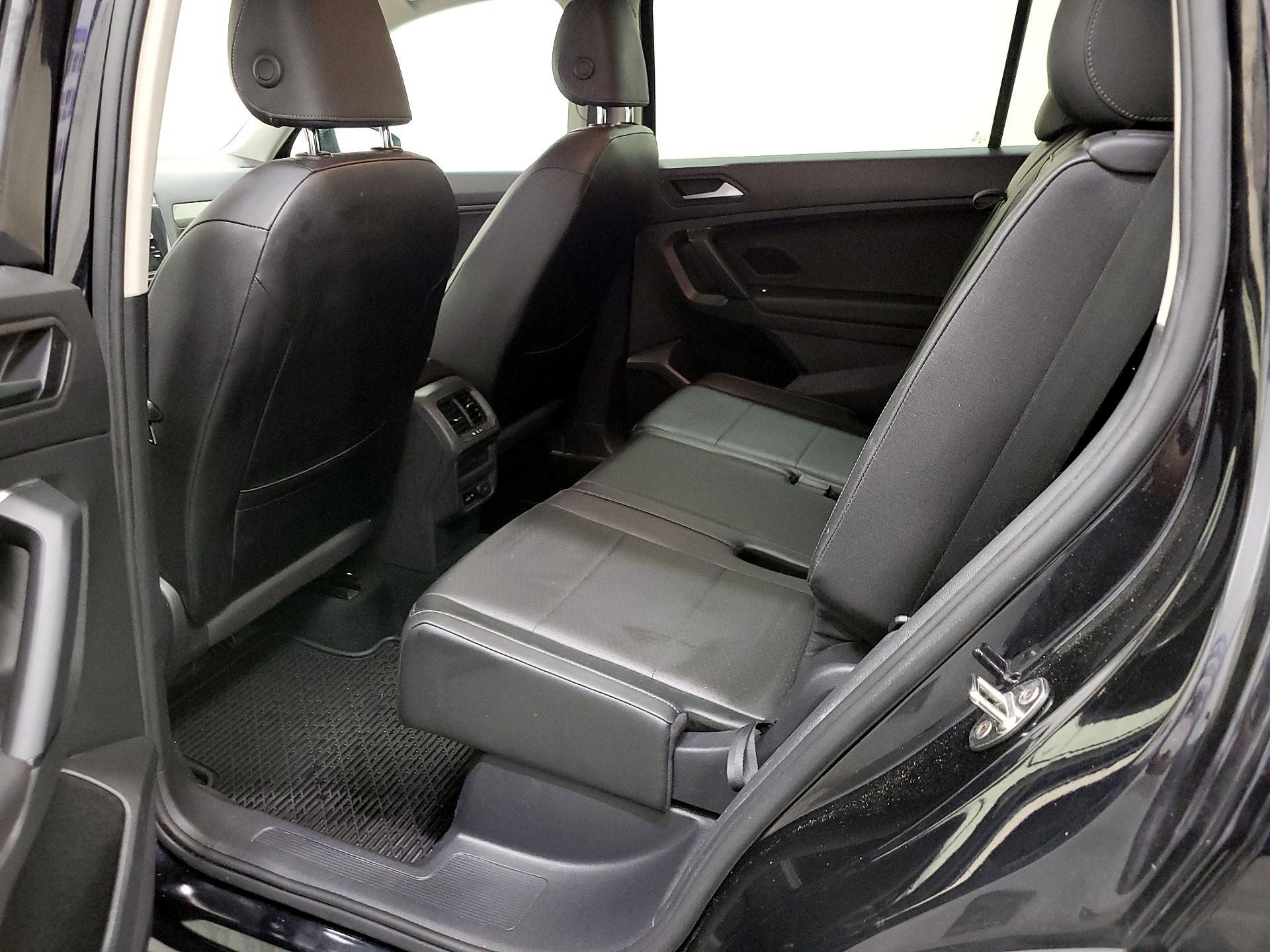 Thumbnail: 2019 Volkswagen Tiguan - 19
