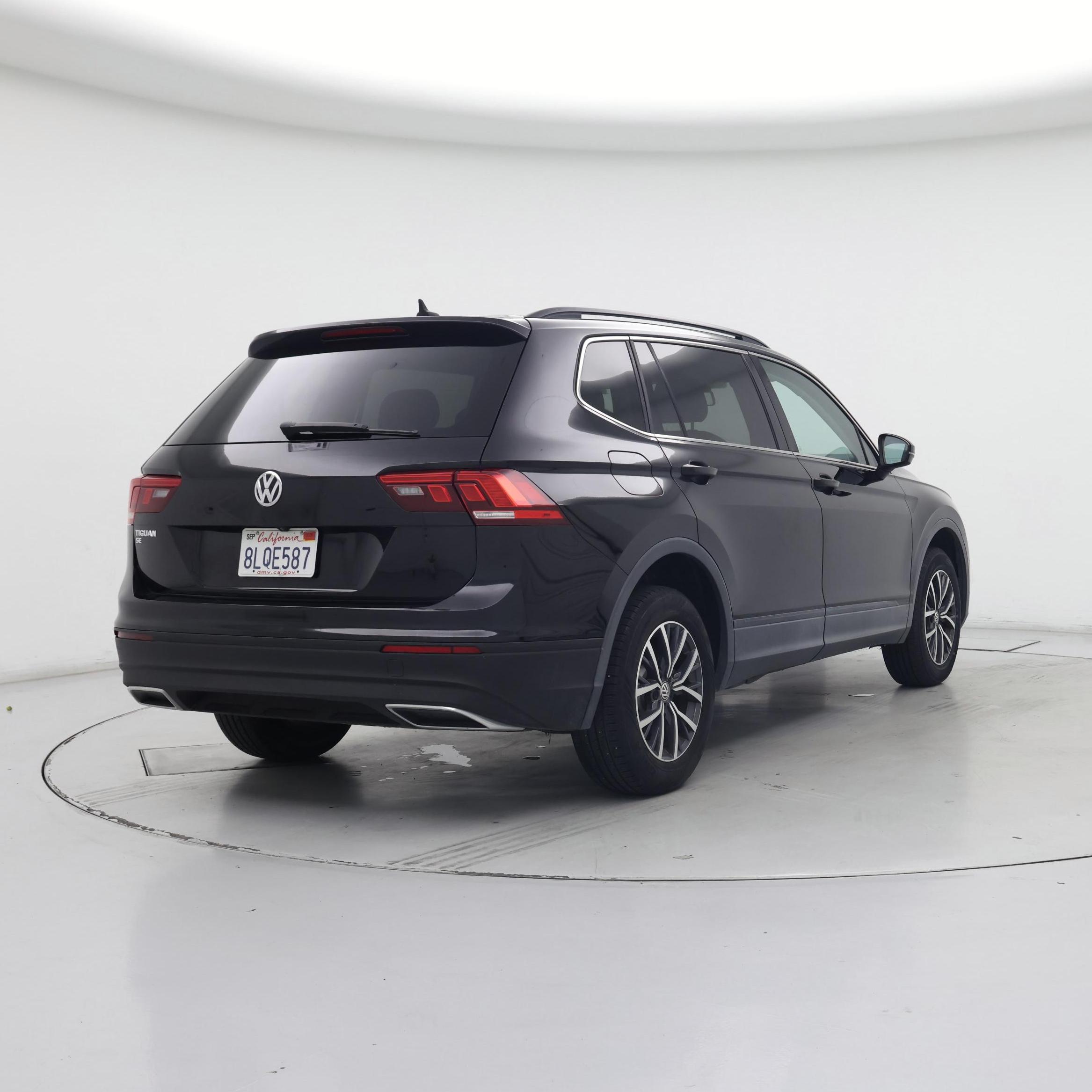 Thumbnail: 2019 Volkswagen Tiguan - 8