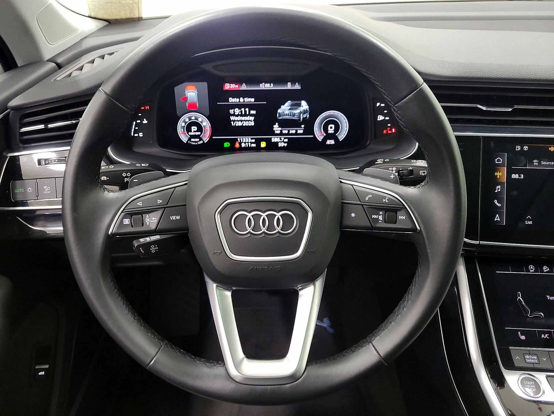 Thumbnail: 2021 Audi Q7 - 10