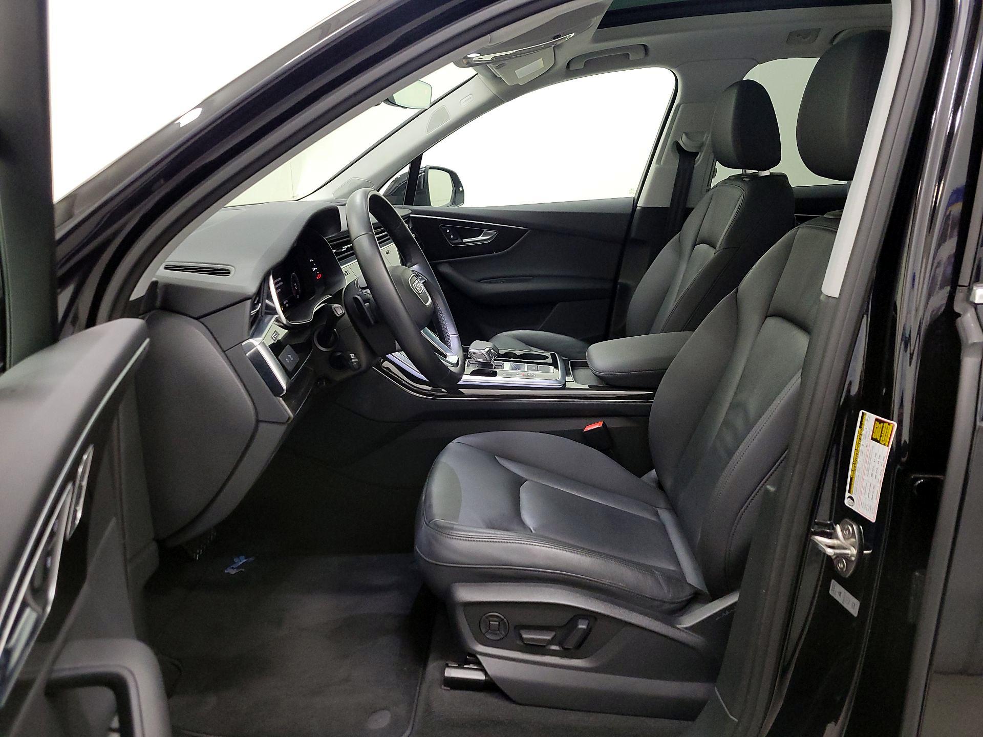 Thumbnail: 2021 Audi Q7 - 11