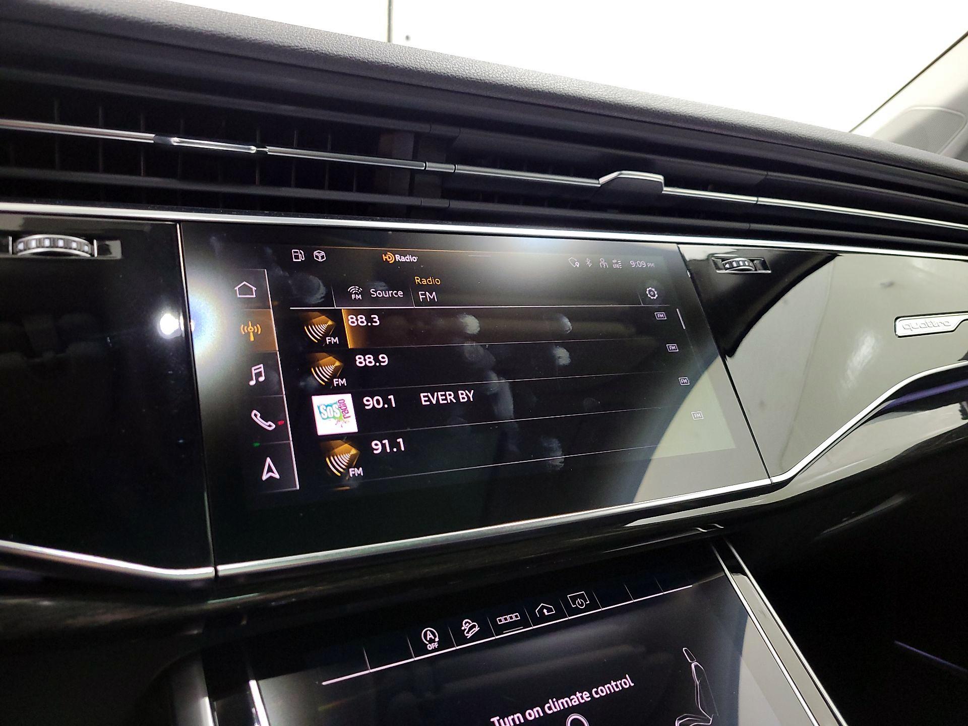 Thumbnail: 2021 Audi Q7 - 16