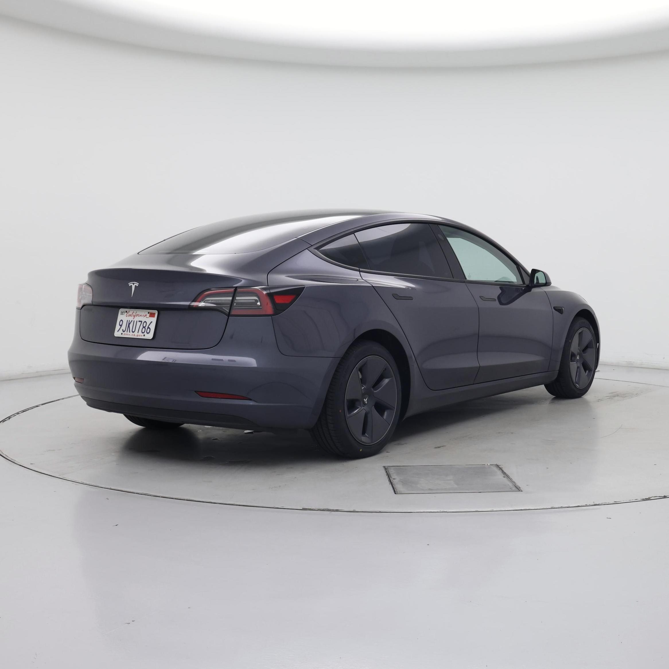 Thumbnail: 2023 Tesla Model 3 - 8