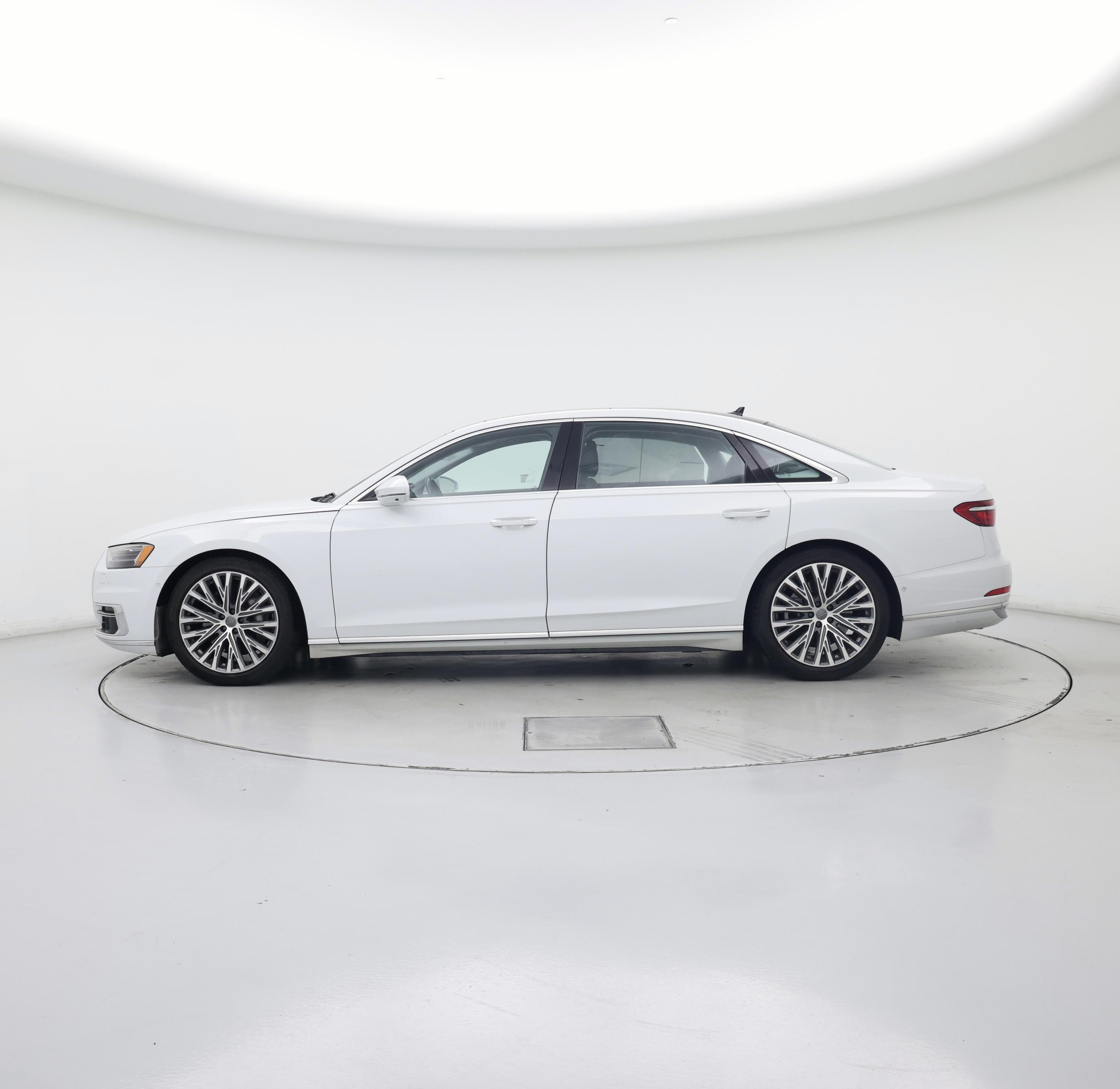 Thumbnail: 2019 Audi A8 - 3
