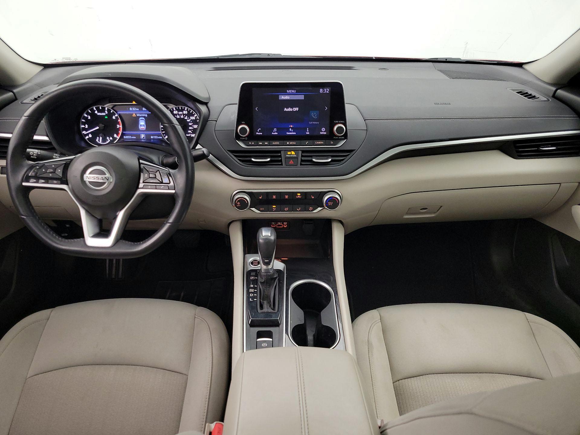 Thumbnail: 2021 Nissan Altima - 9