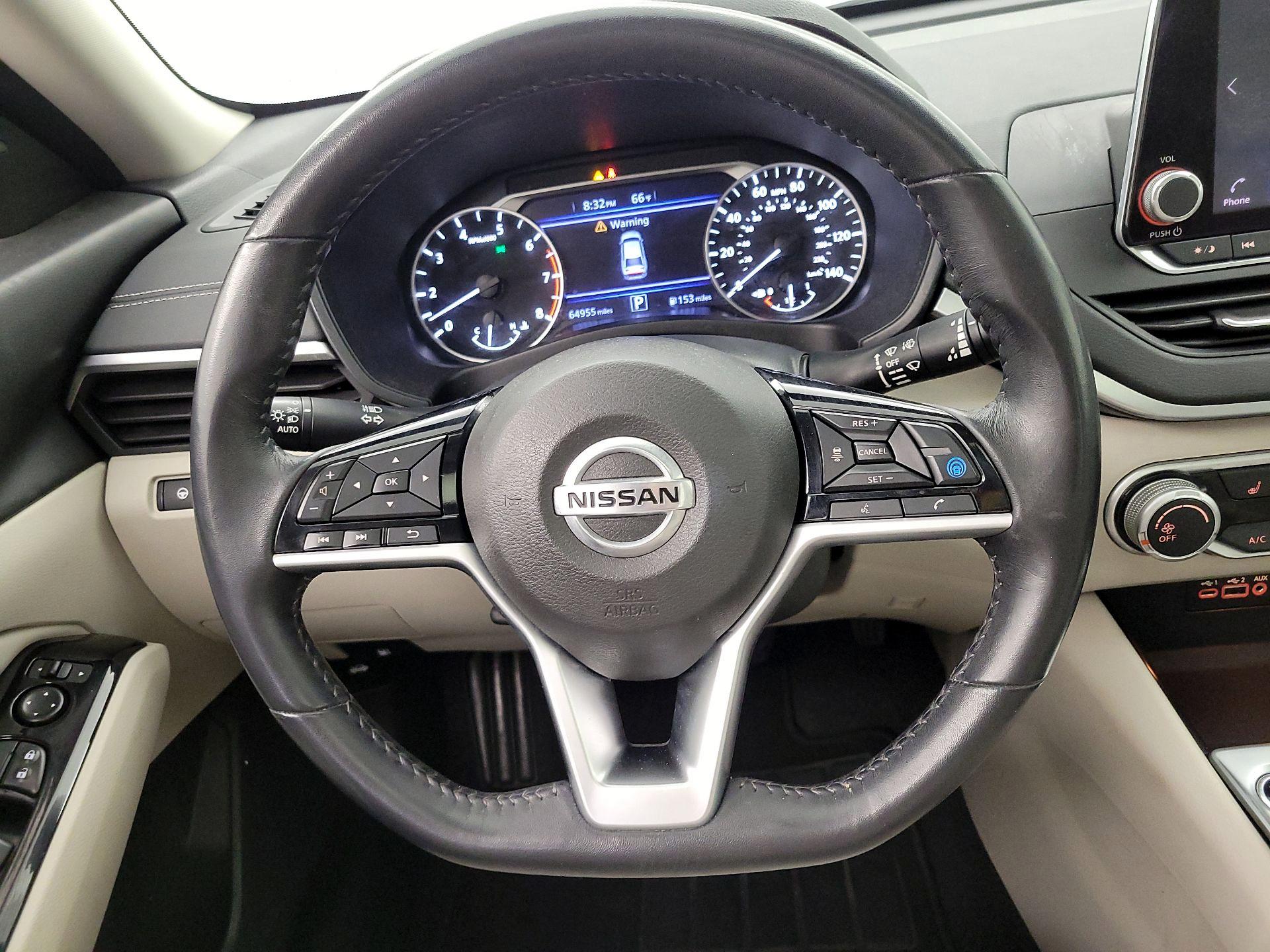 Thumbnail: 2021 Nissan Altima - 10
