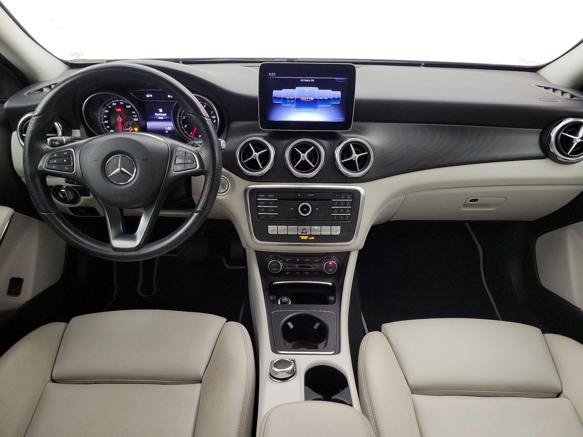 Thumbnail: 2020 Mercedes-Benz GLA - 9