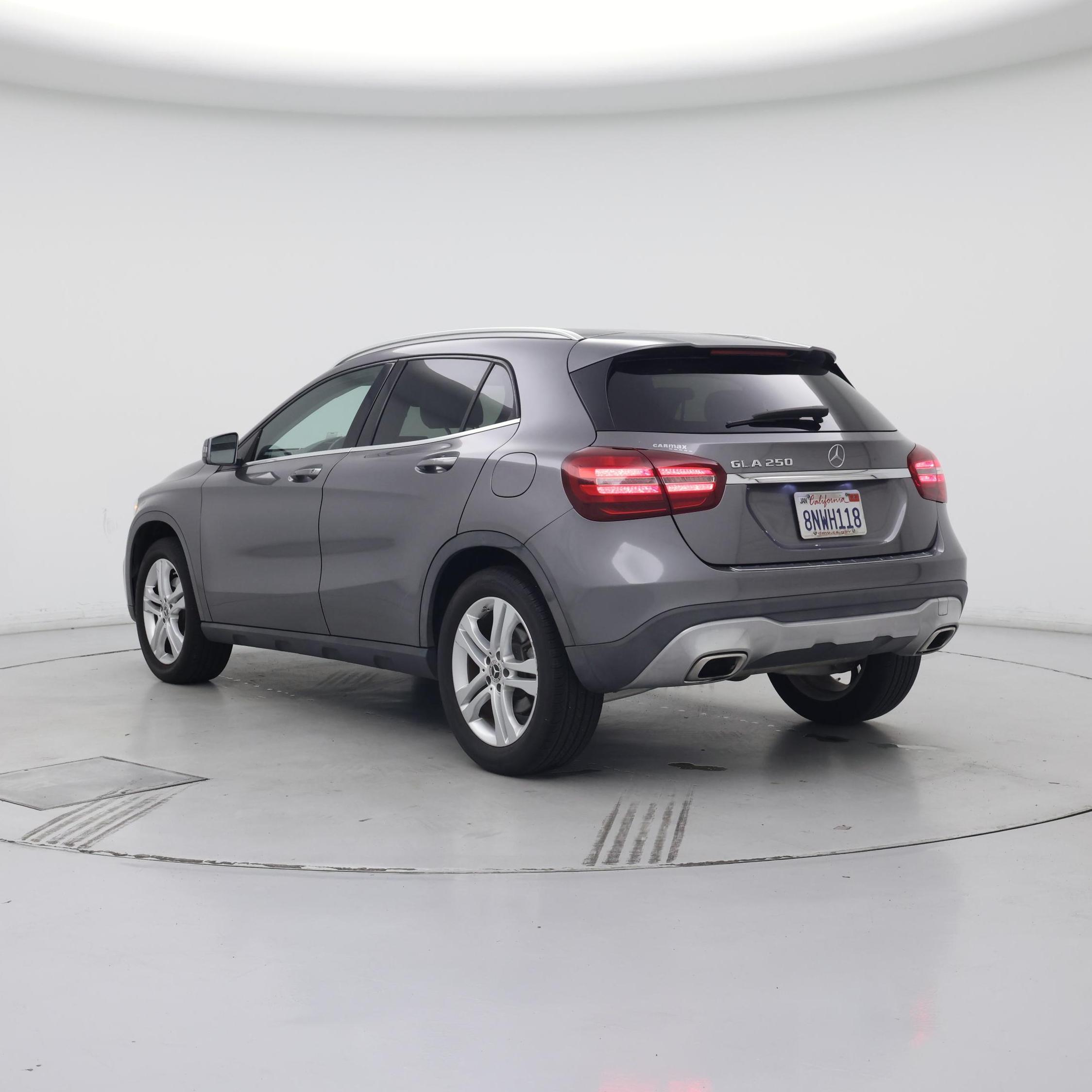 Thumbnail: 2020 Mercedes-Benz GLA - 2