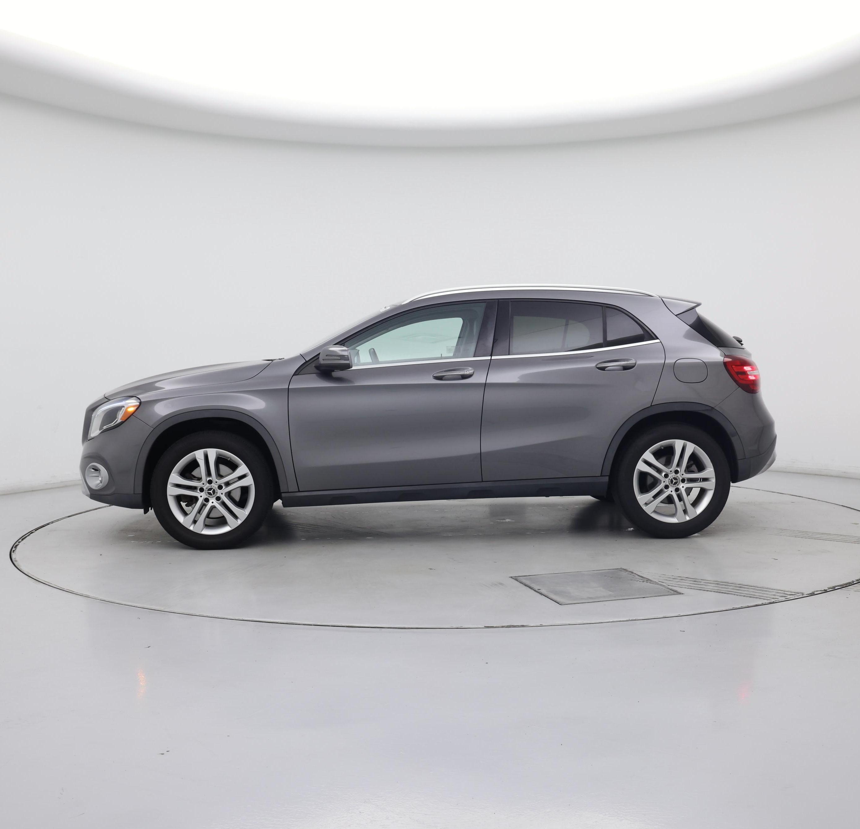 Thumbnail: 2020 Mercedes-Benz GLA - 3