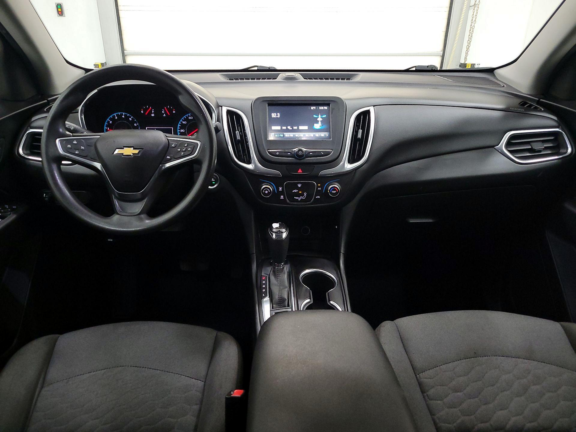 Thumbnail: 2018 Chevrolet Equinox - 9