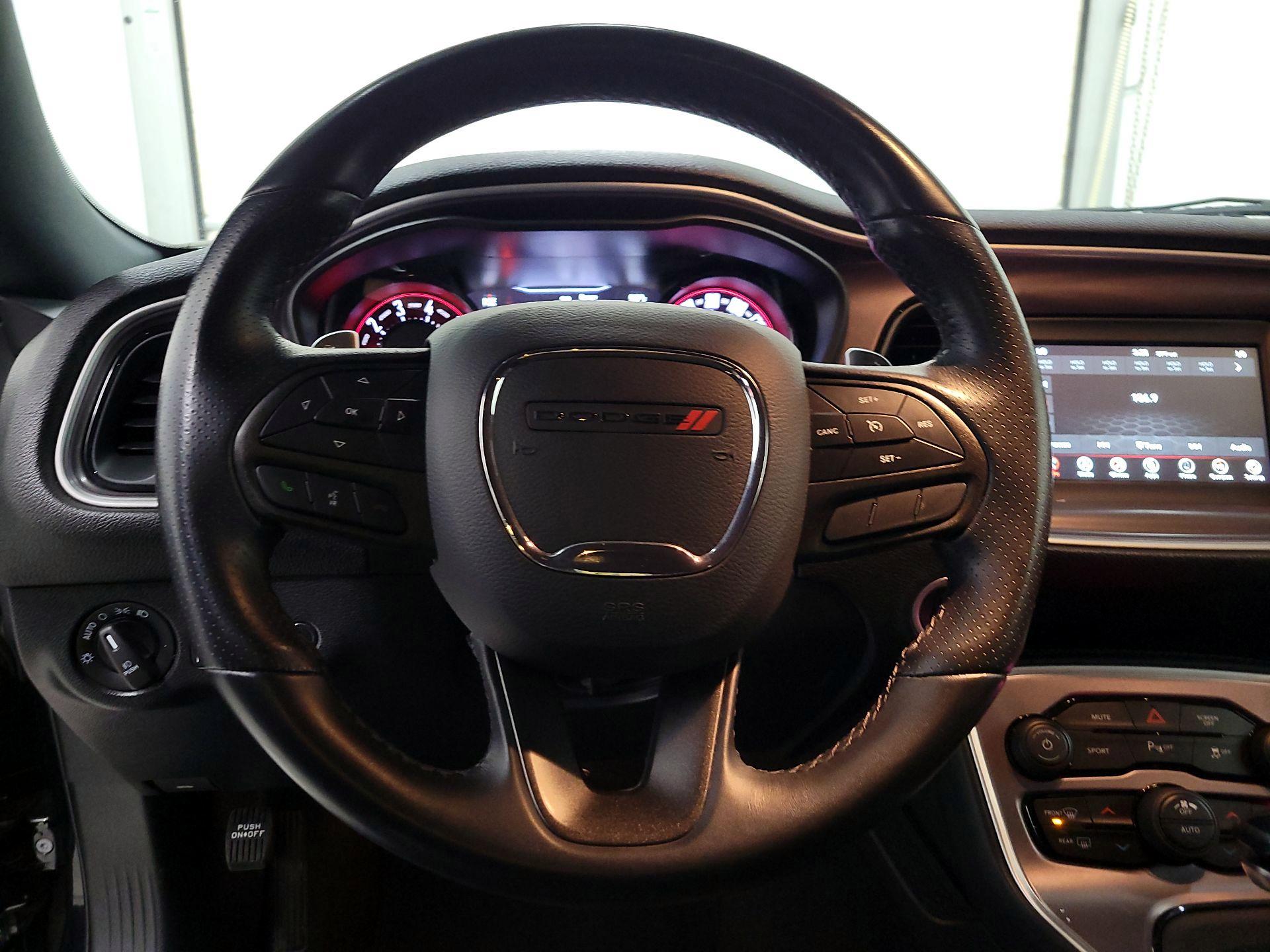 Thumbnail: 2022 Dodge Challenger - 10