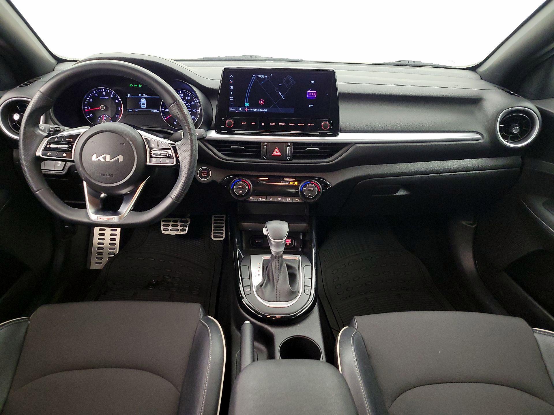 Thumbnail: 2023 Kia Forte - 9