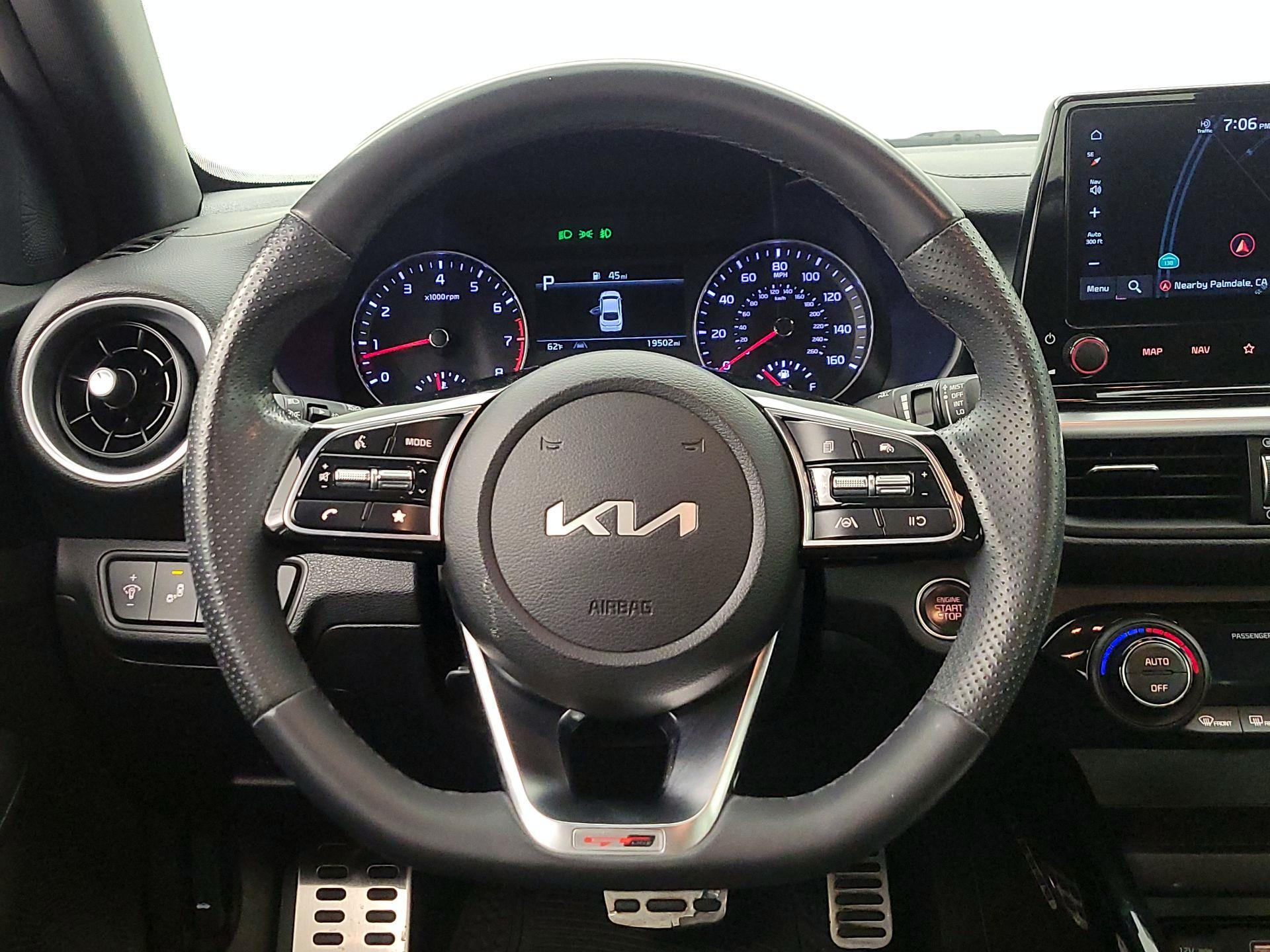 Thumbnail: 2023 Kia Forte - 10