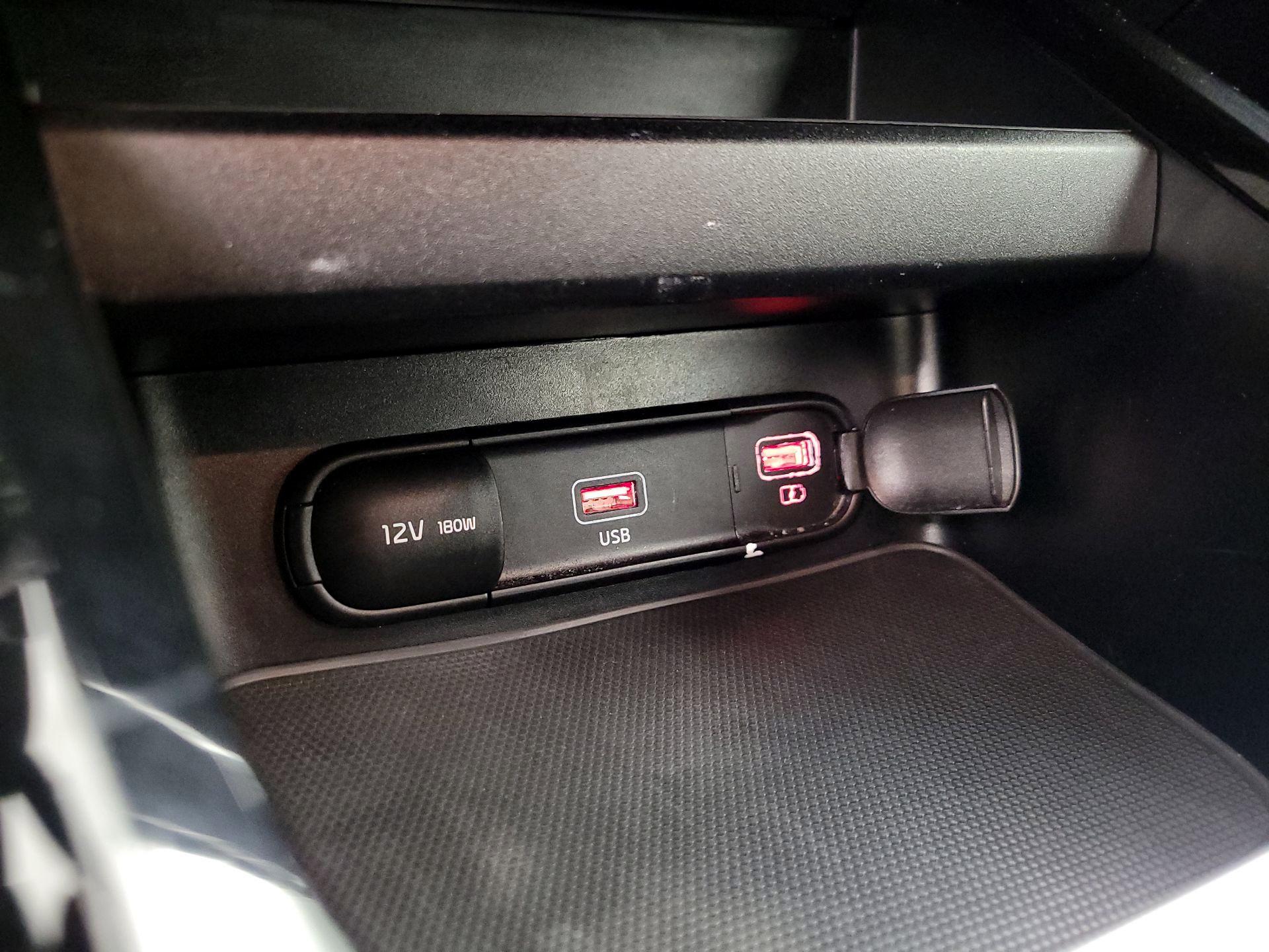 Thumbnail: 2023 Kia Forte - 18