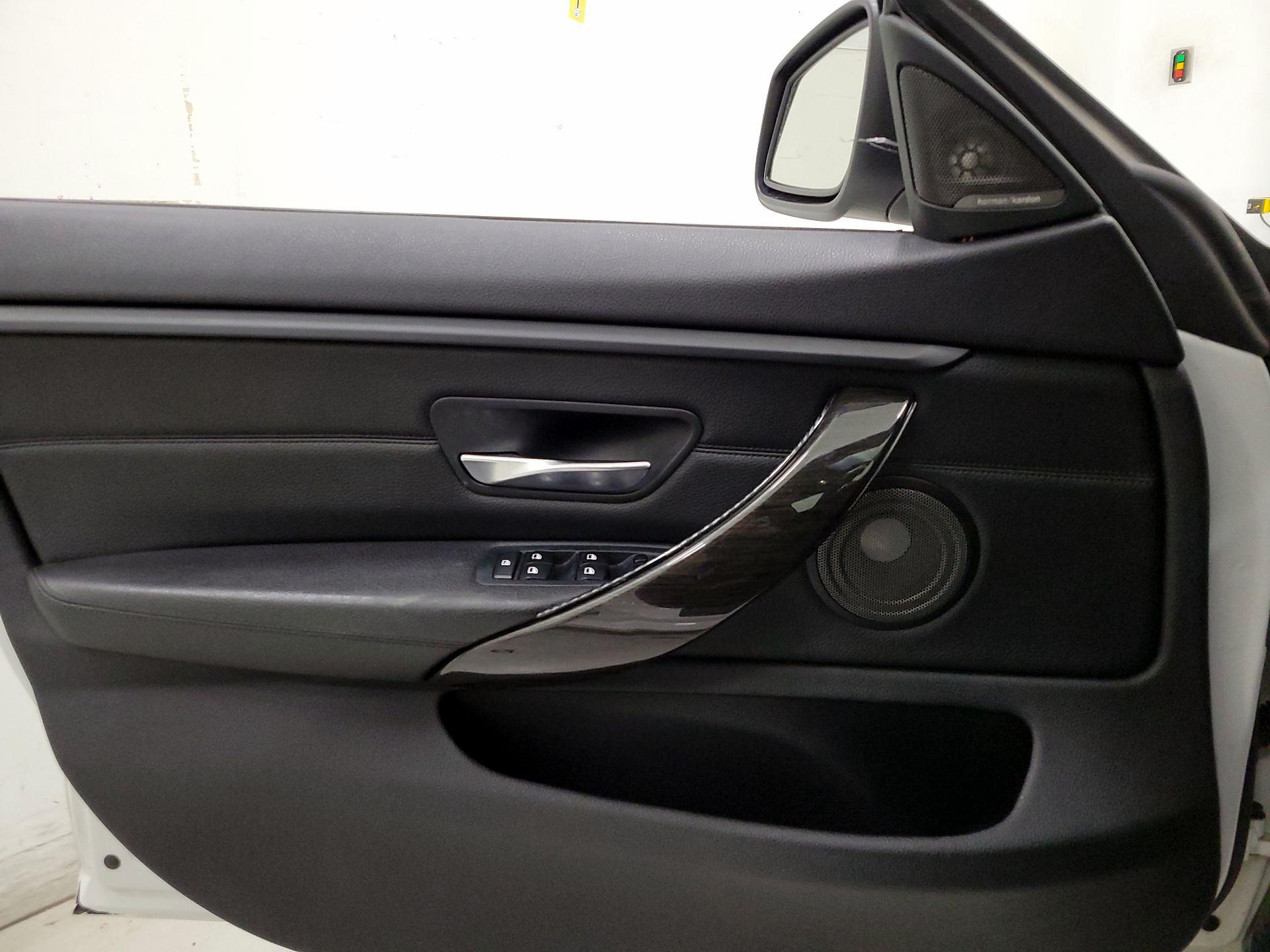 Thumbnail: 2015 BMW 4 Series - 12